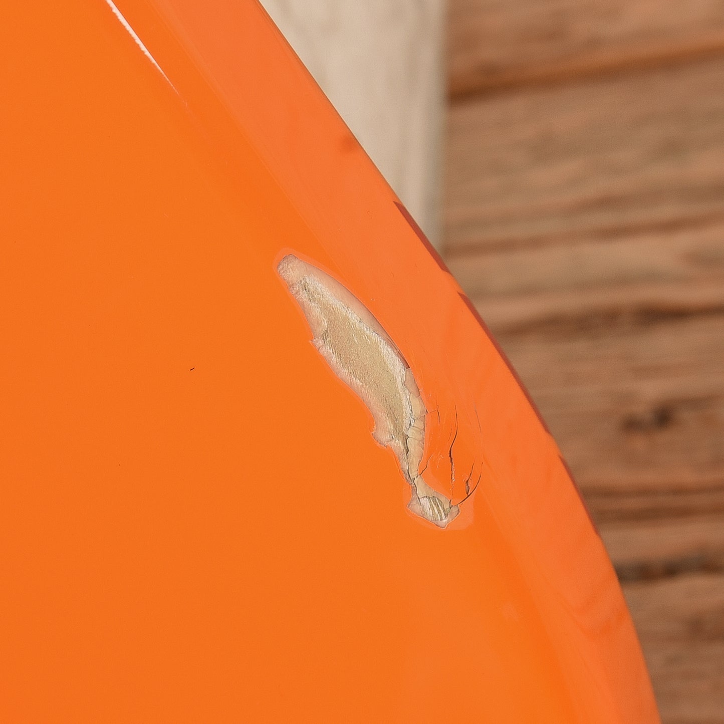 Squier Classic Vibe '60s Competition Mustang Bass Capri Orange w/Dakota Red Stripe