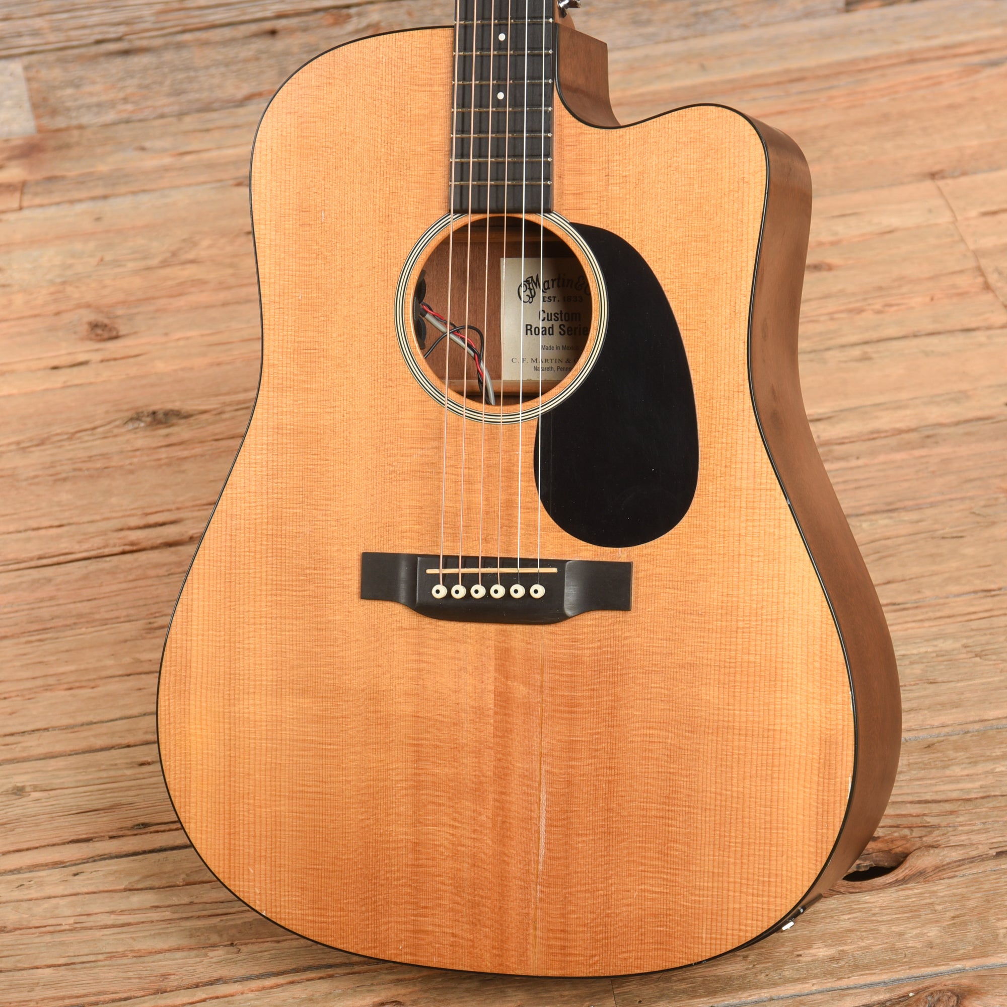 Martin Road Series Dreadnought Centennial Natural 2016