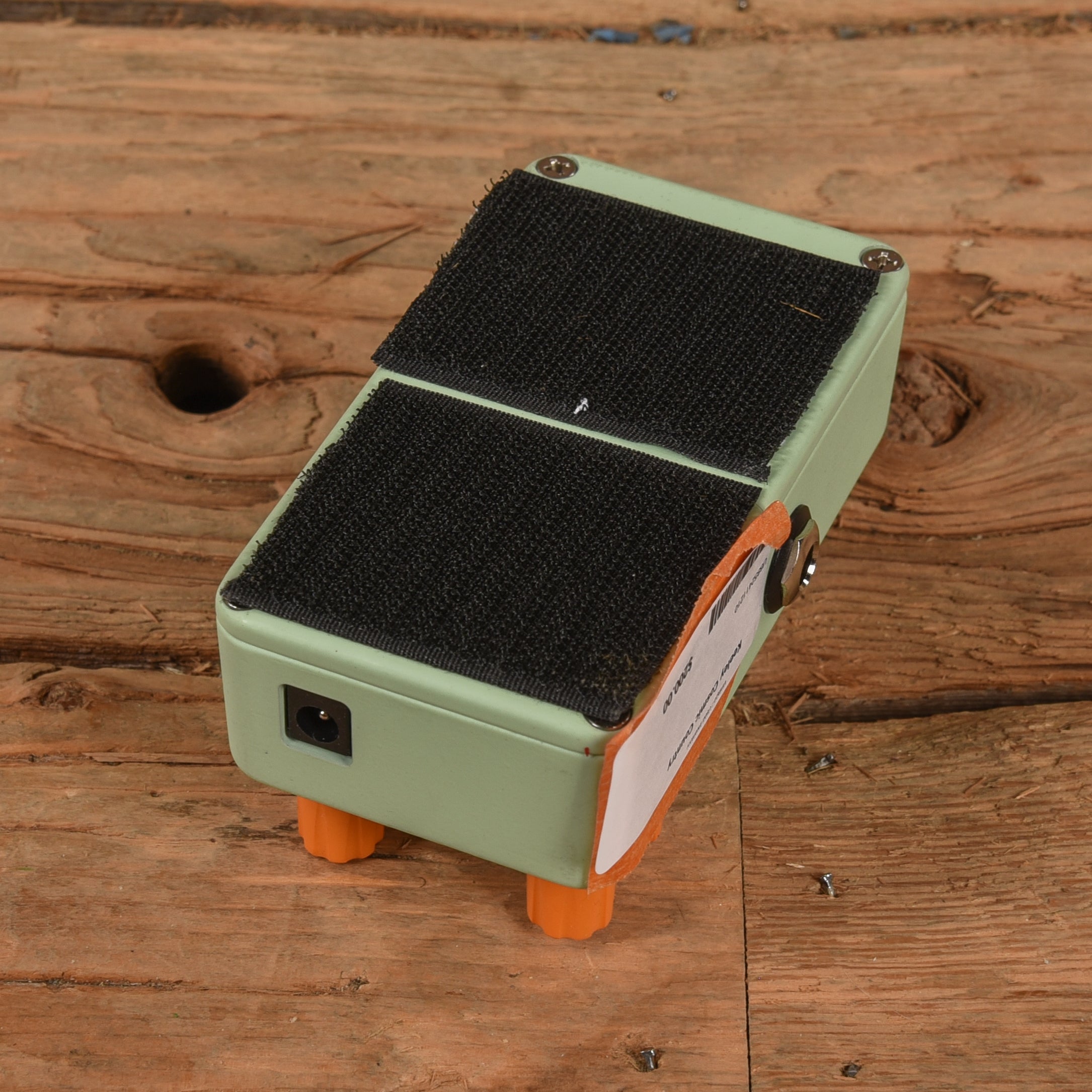 Keeley Cosmic Country