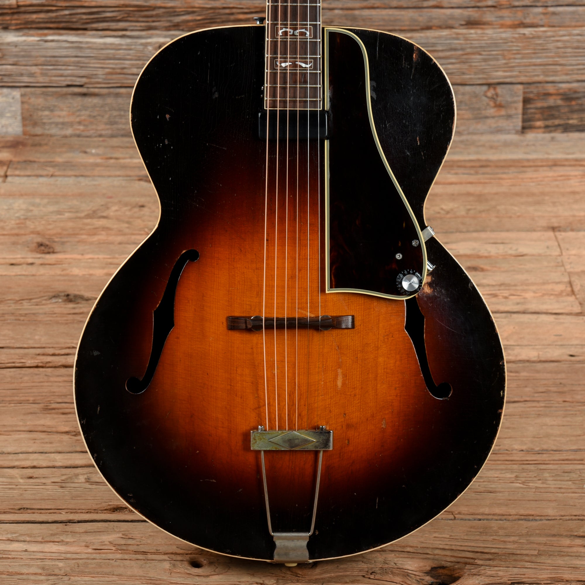 Gibson L7 Sunburst 1939