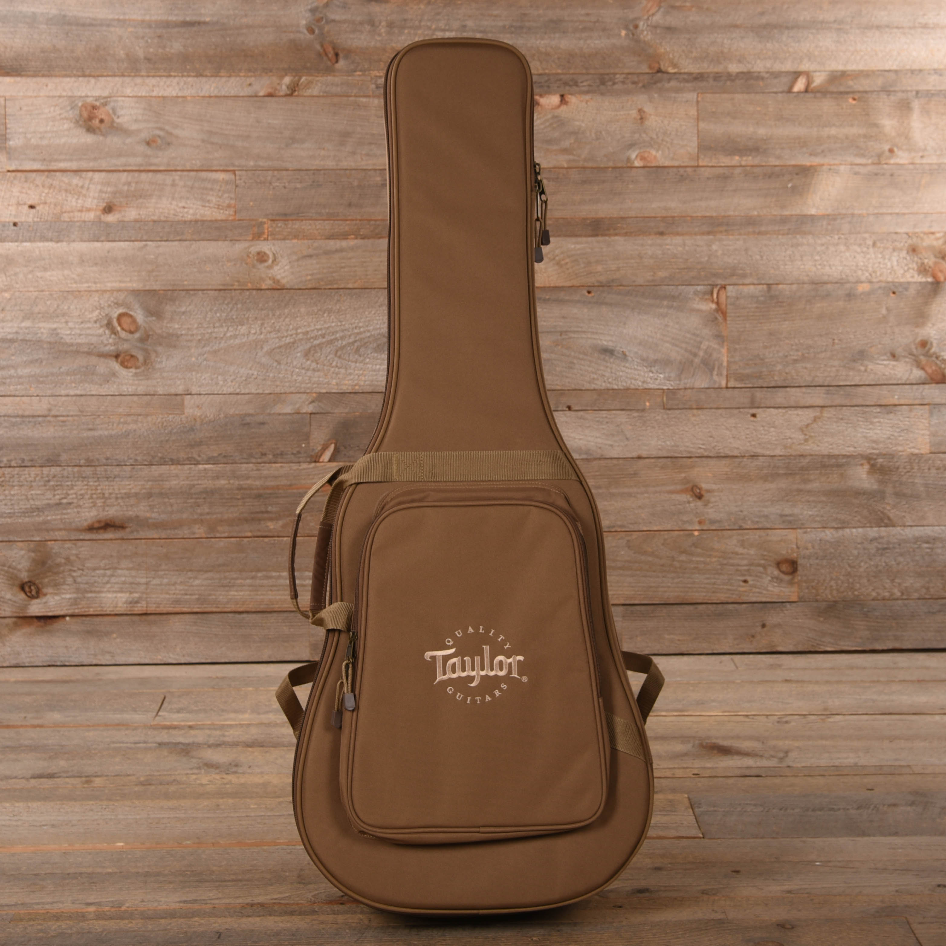 Taylor 150ce 12-String Dreadnought Spruce/Sapele Natural