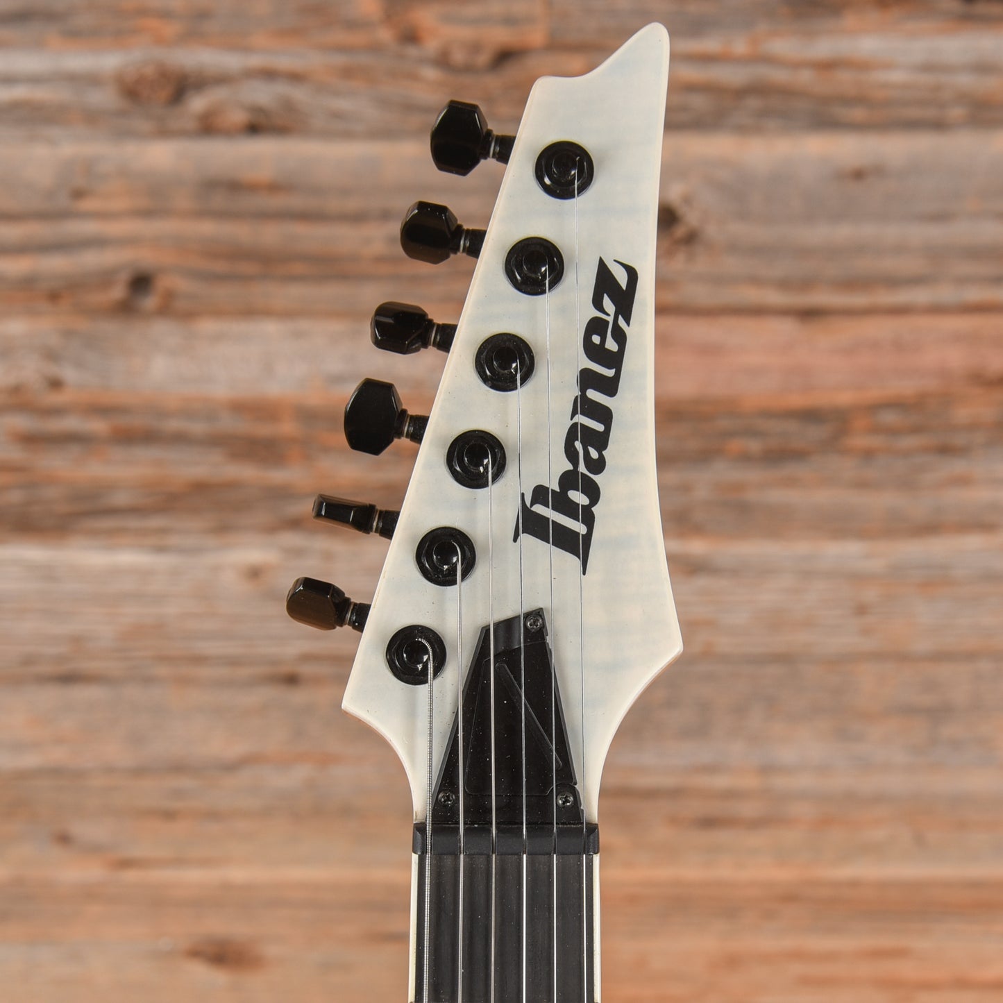 Ibanez RGAIX6FM-WFF Iron Label White Frost Flat 2019