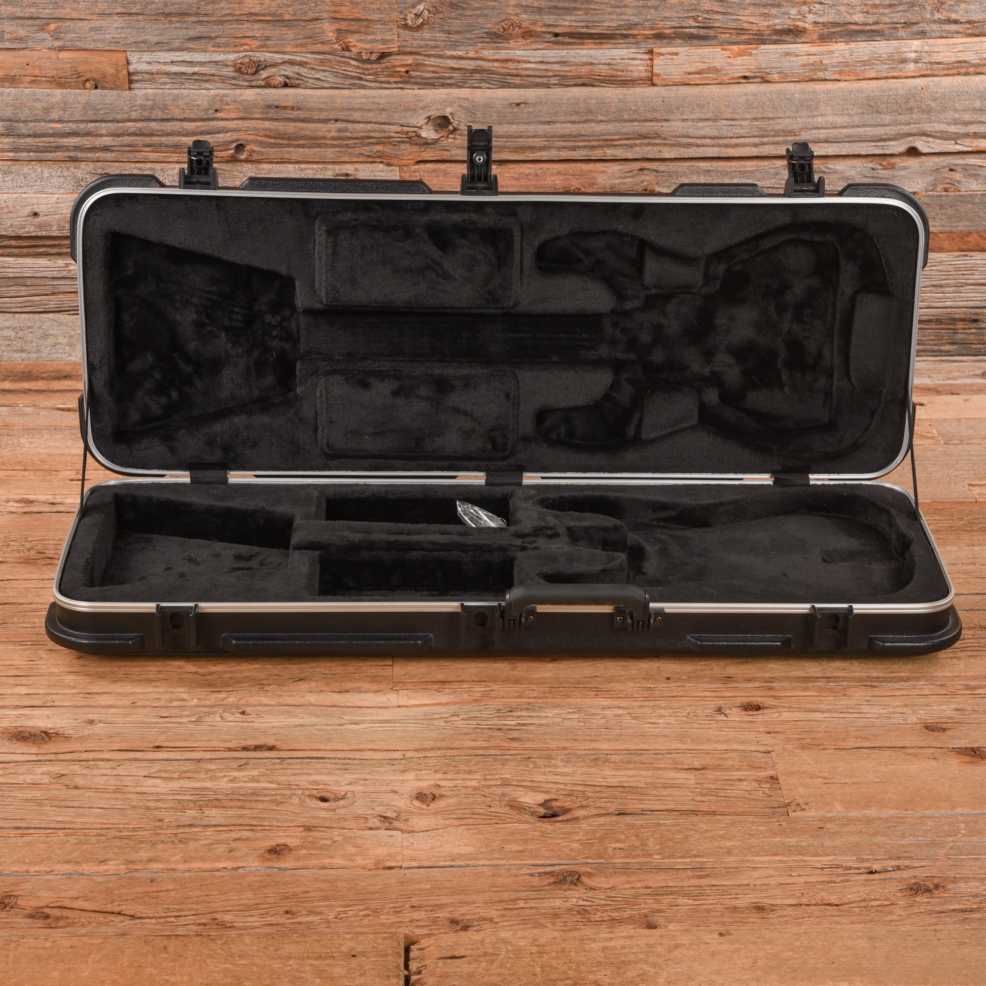 Jackson Pro Series Mick Thomson Signature Soloist SL2 Arctic White 2022