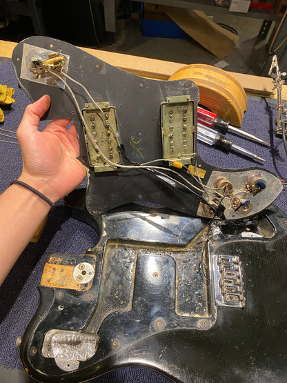 Fender Telecaster Deluxe Black 1975