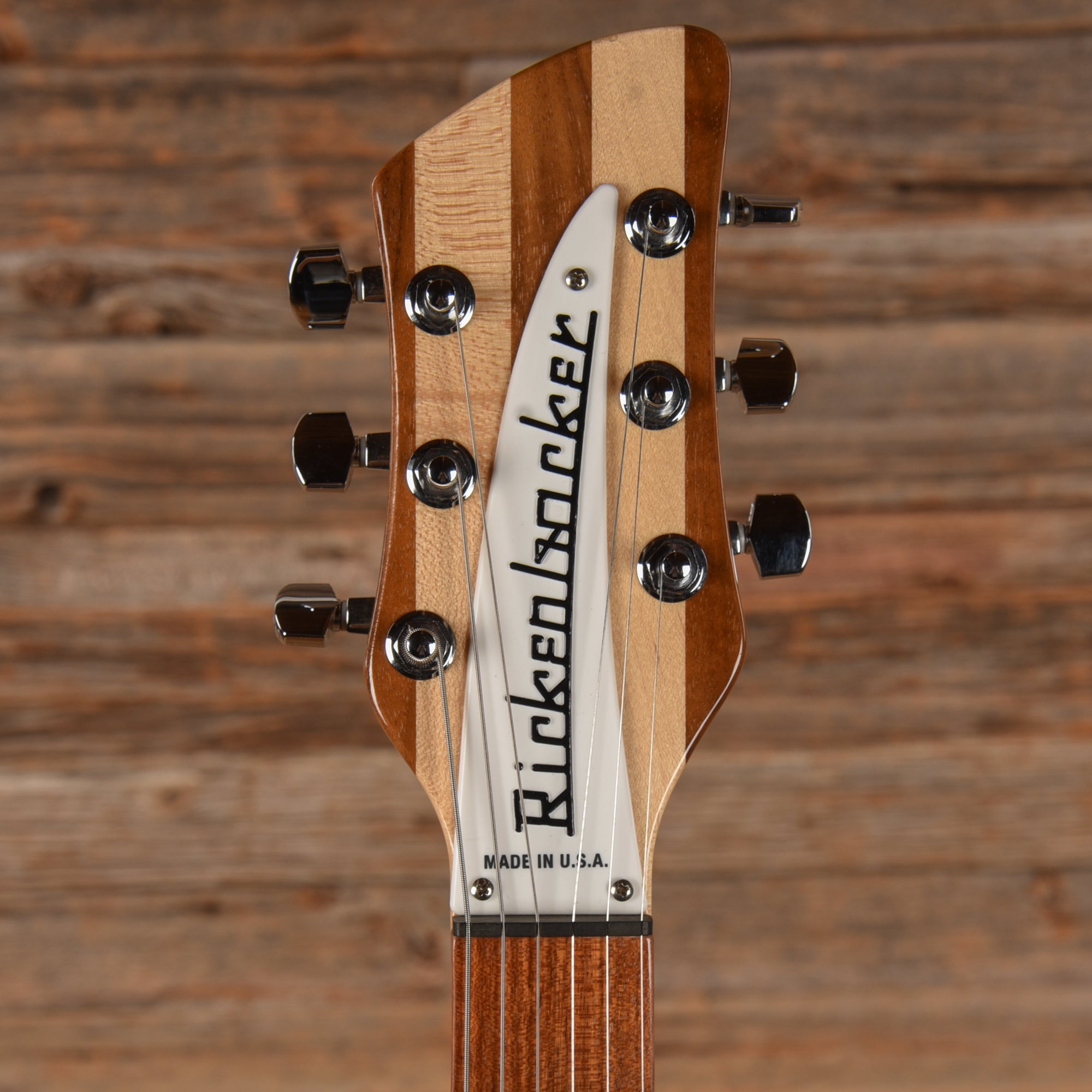 Rickenbacker 330 Mapleglo 2016