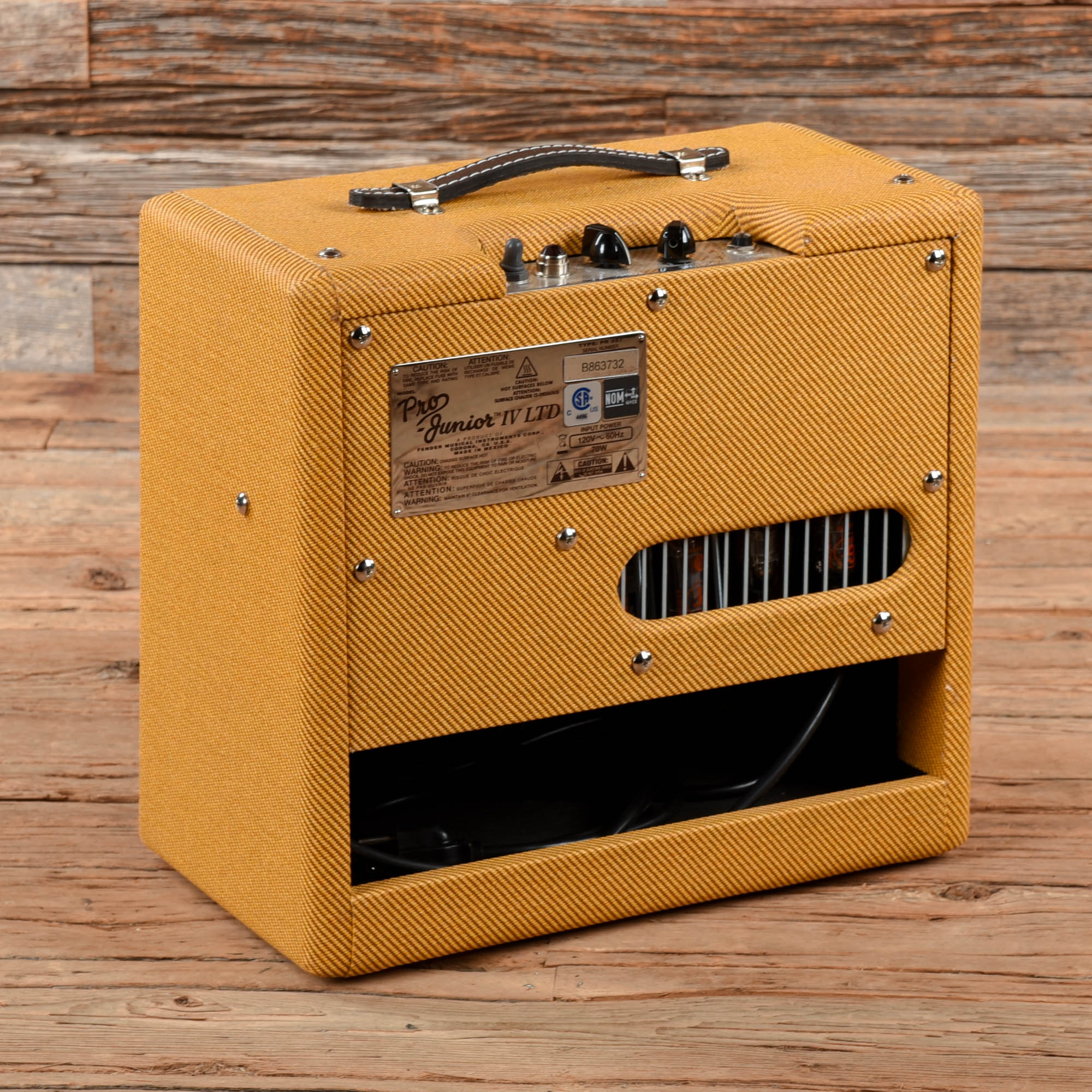 Fender Pro Junior IV 15-Watt 1x10