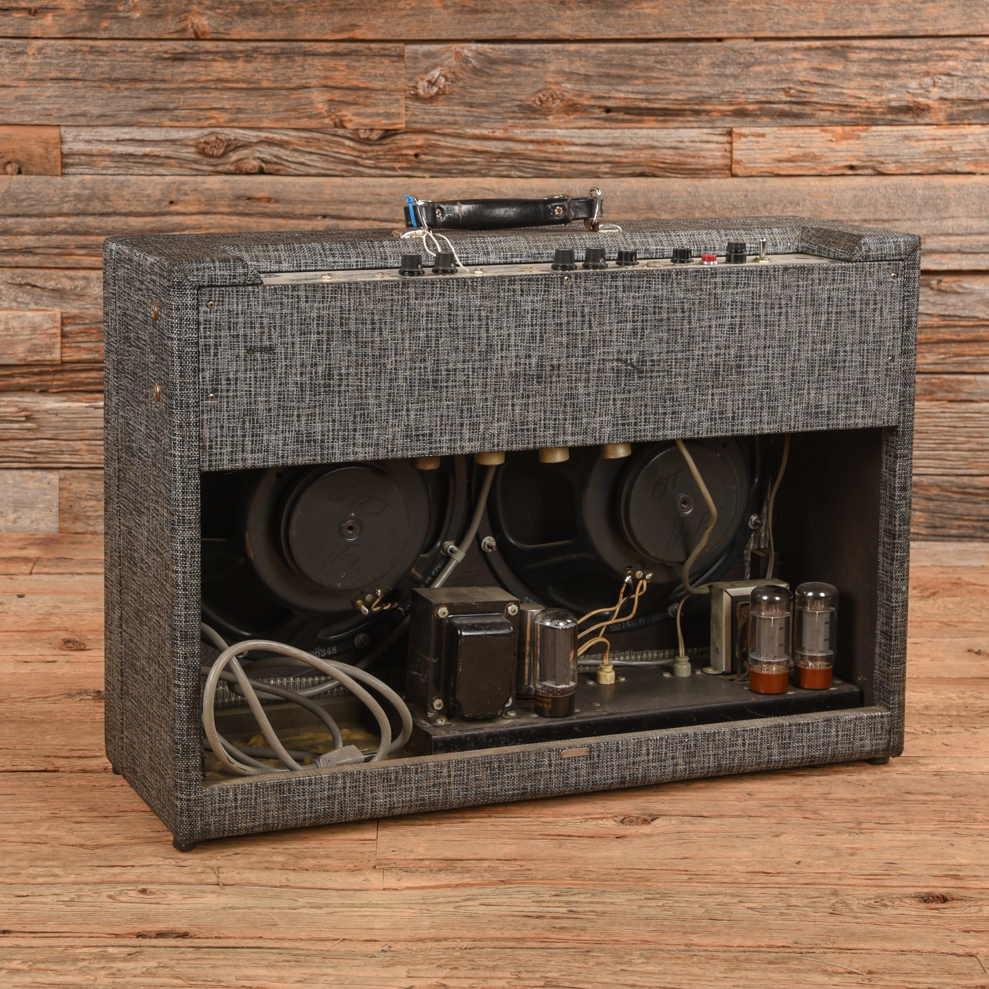 Supro 1688TN 35-Watt 2x12