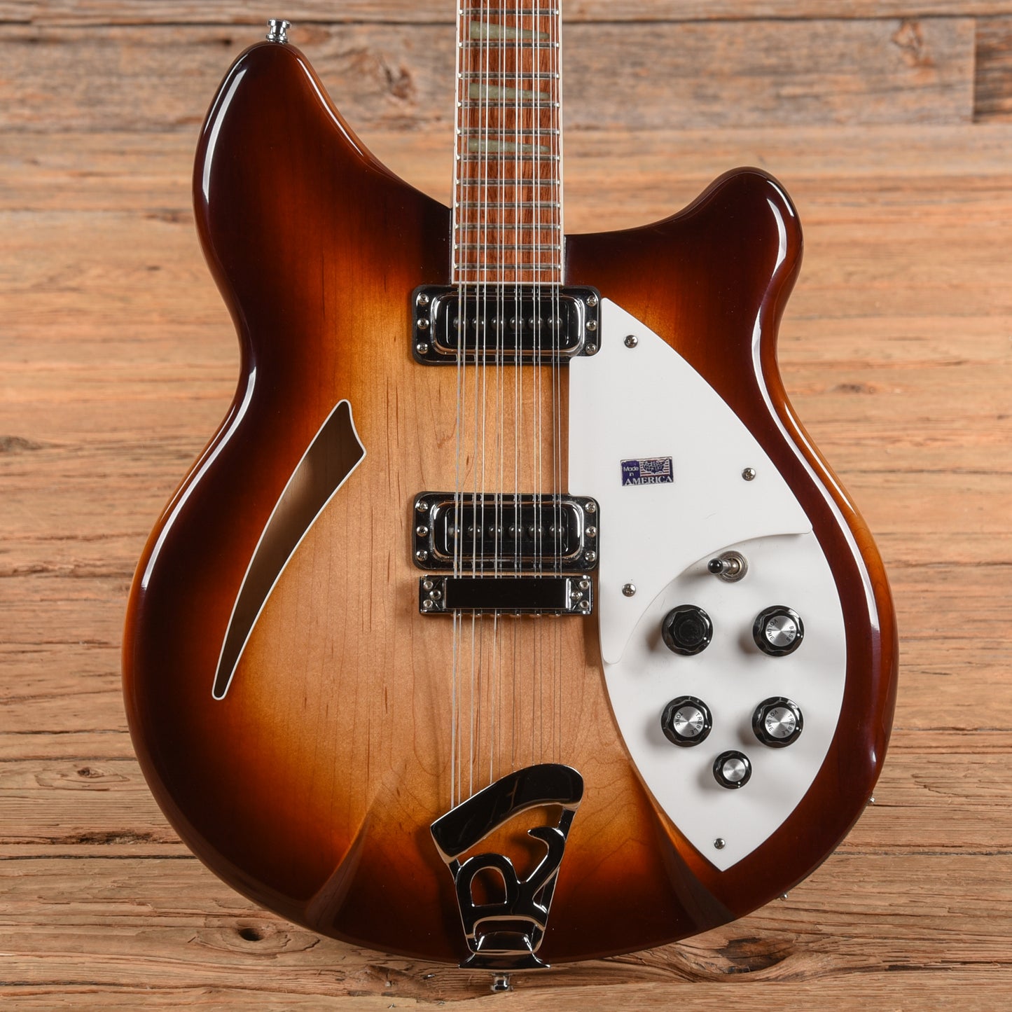 Rickenbacker 360/12 "Color of the Year" Montezuma Brown 2004