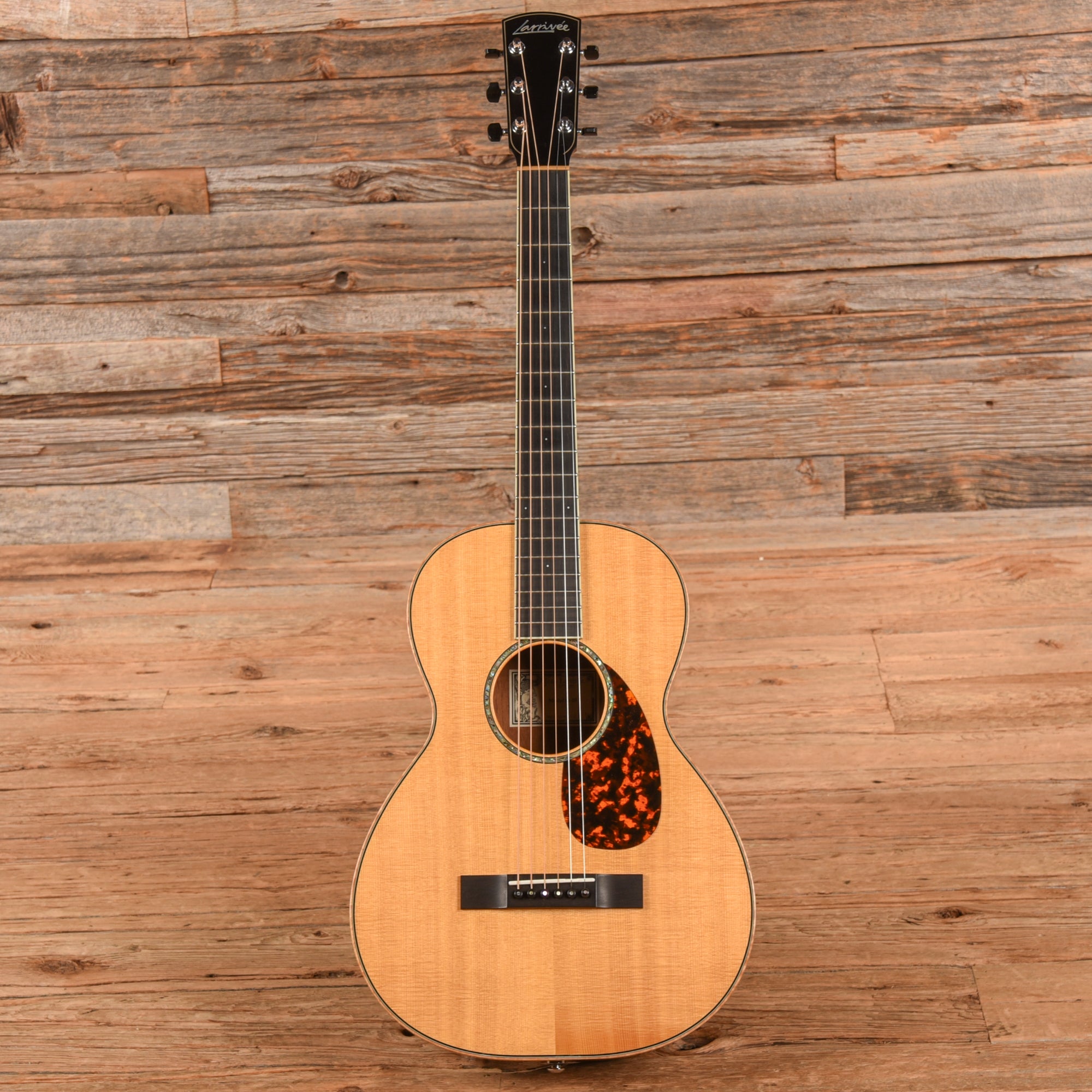 Larrivee P-05 Spruce/Mahogany Parlor Natural 2004