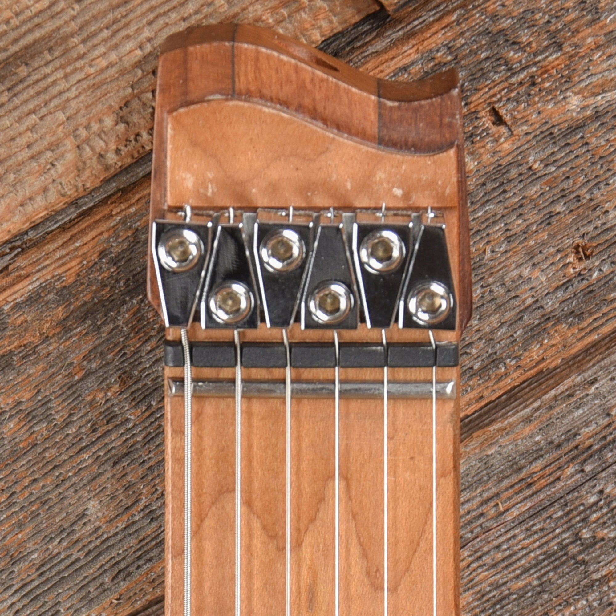 Strandberg Boden Classic 6 Trem Red