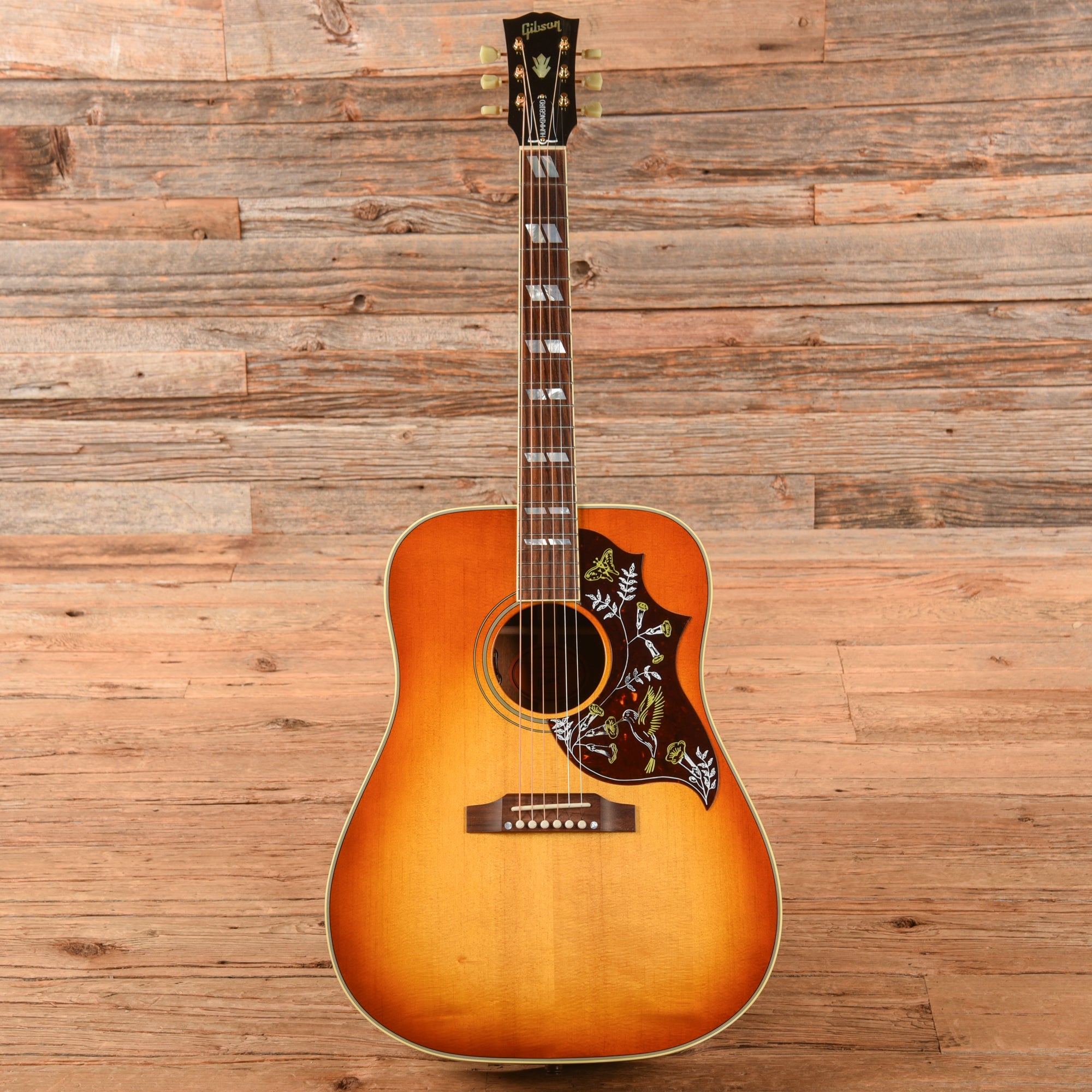 Gibson Hummingbird Sunburst 2023