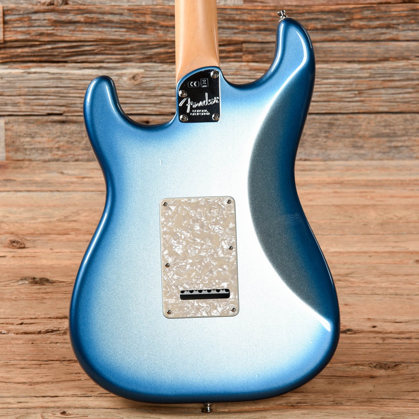 Fender American Elite Stratocaster Sky Blue Metallic 2016
