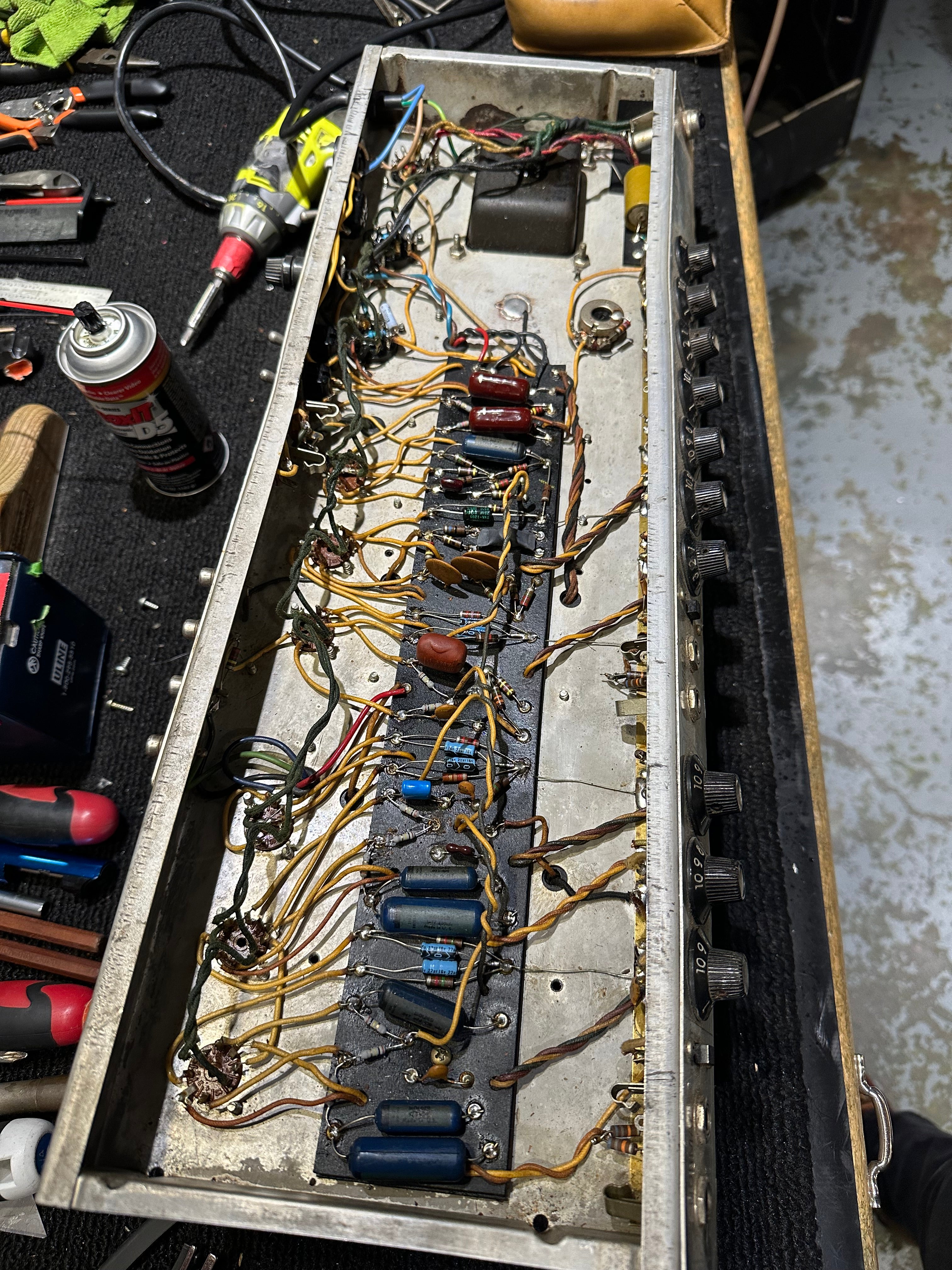 Fender Super Reverb 2-Channel 50-Watt 4x10