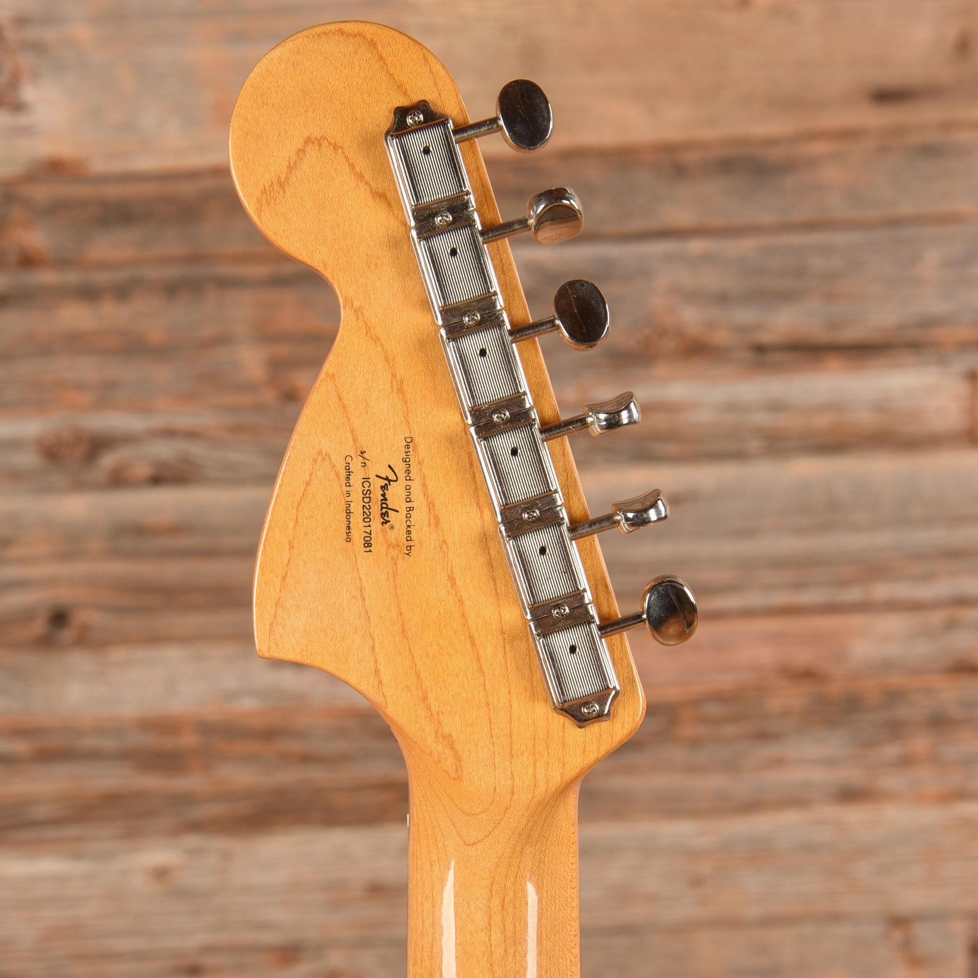 Squier Classic Vibe '60s Competition Mustang Capri Orange w/Dakota Red Stripe