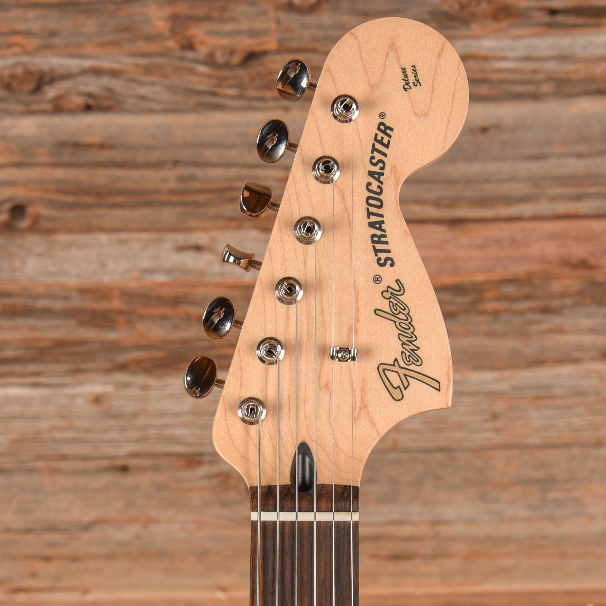 Fender Limited Edition Tom Delonge Stratocaster Sonic Blue 2023