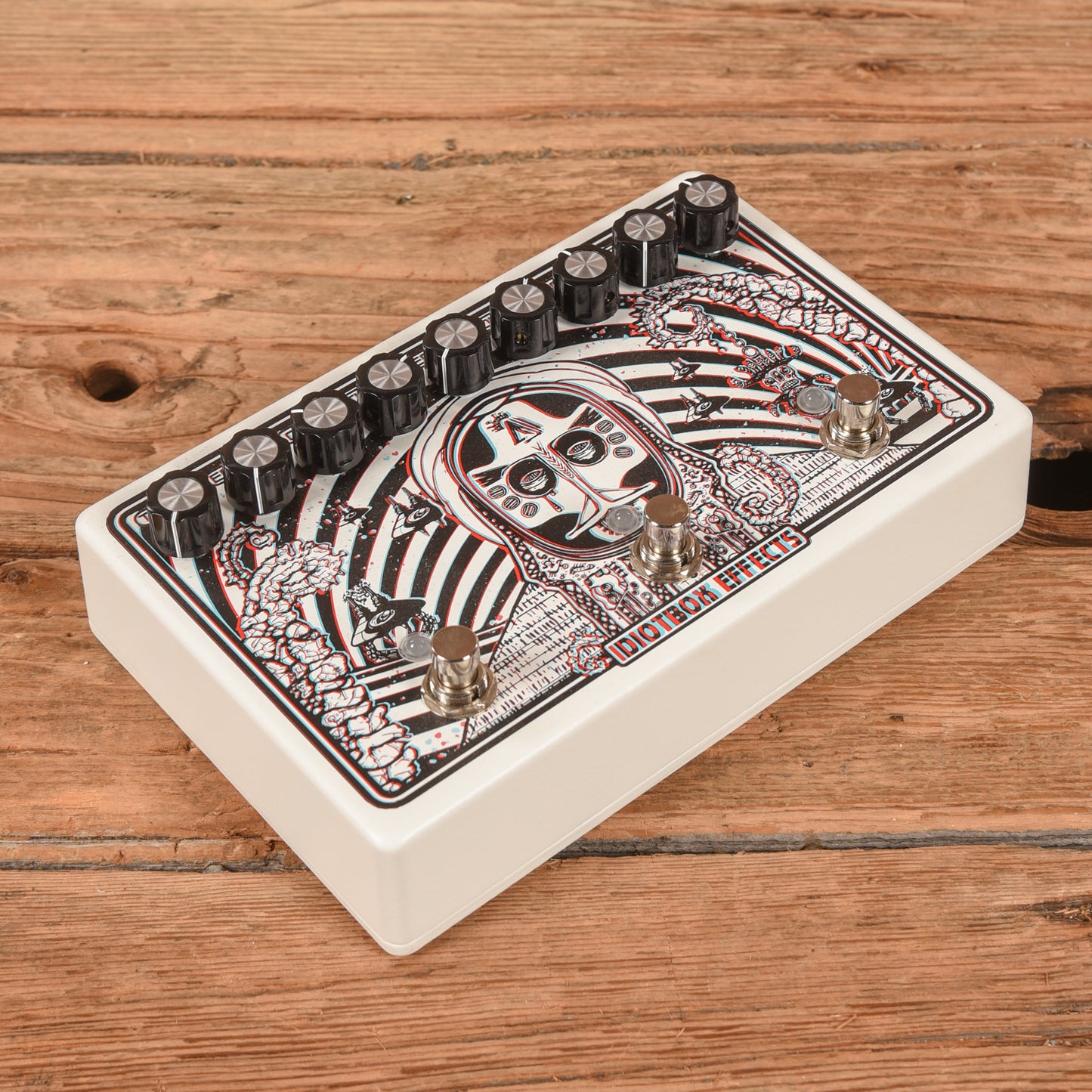 Idiot Box 3D Triple Delay