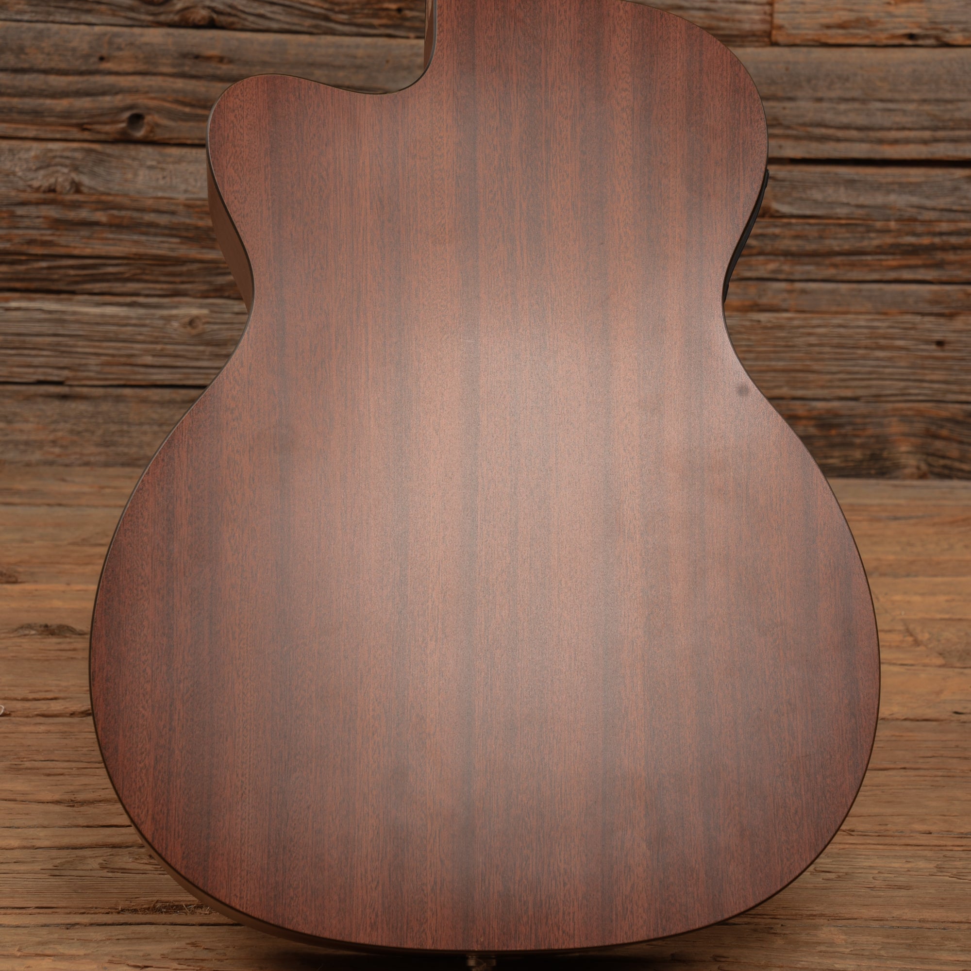 Martin Custom X-Series Grand Performance 14 Fret Cutaway Natural 2009