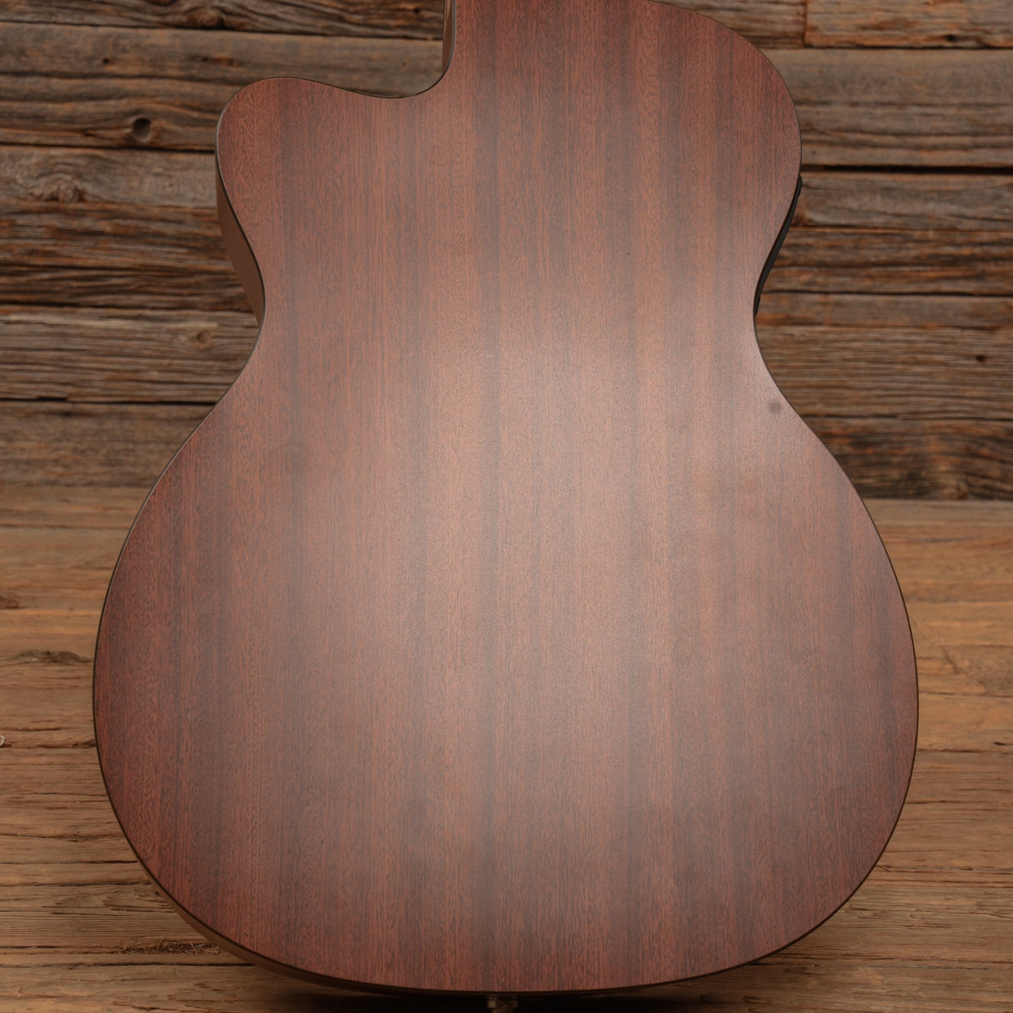 Martin Custom X-Series Grand Performance 14 Fret Cutaway Natural 2009