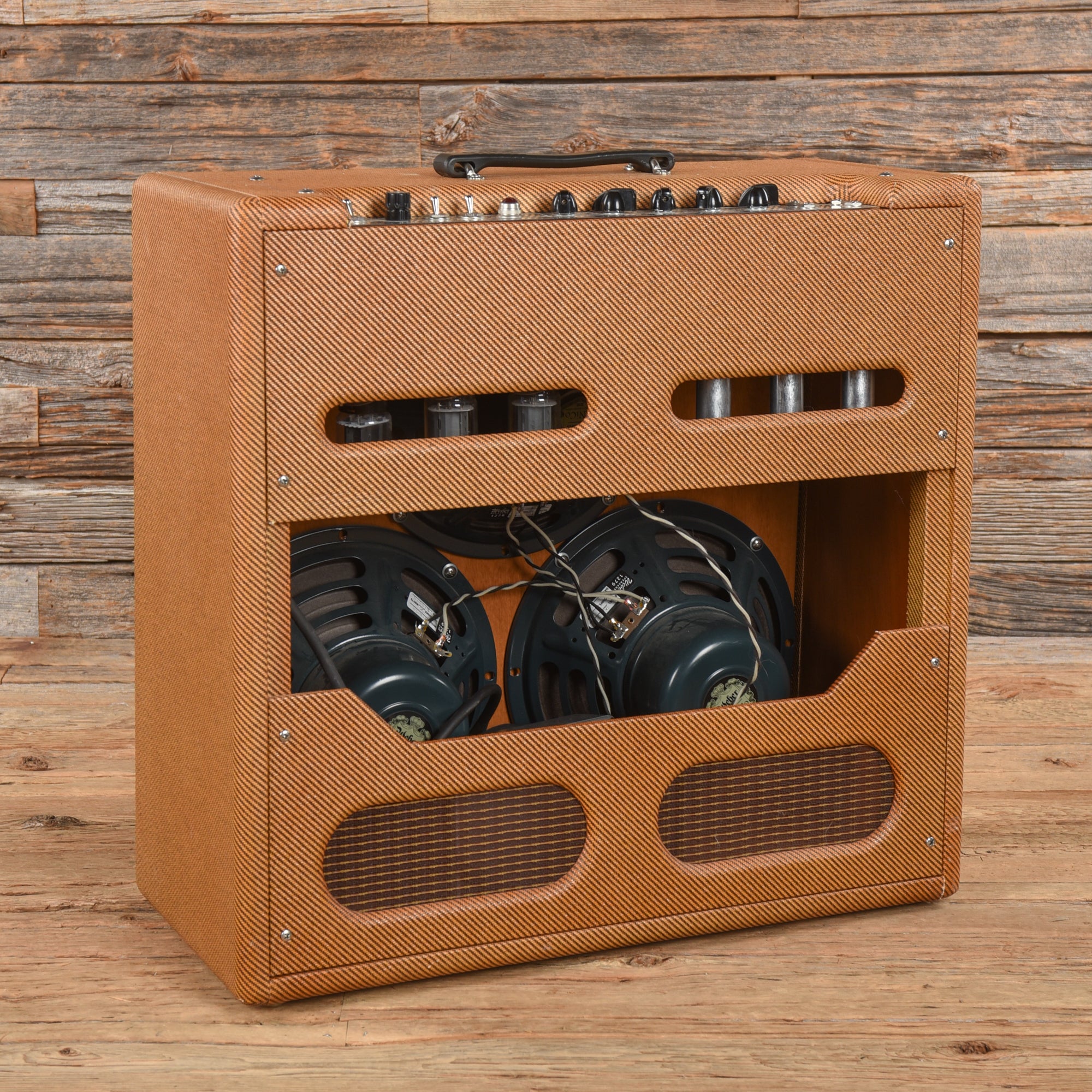 Clark Amplification Tyger Combo – Chicago Music Exchange