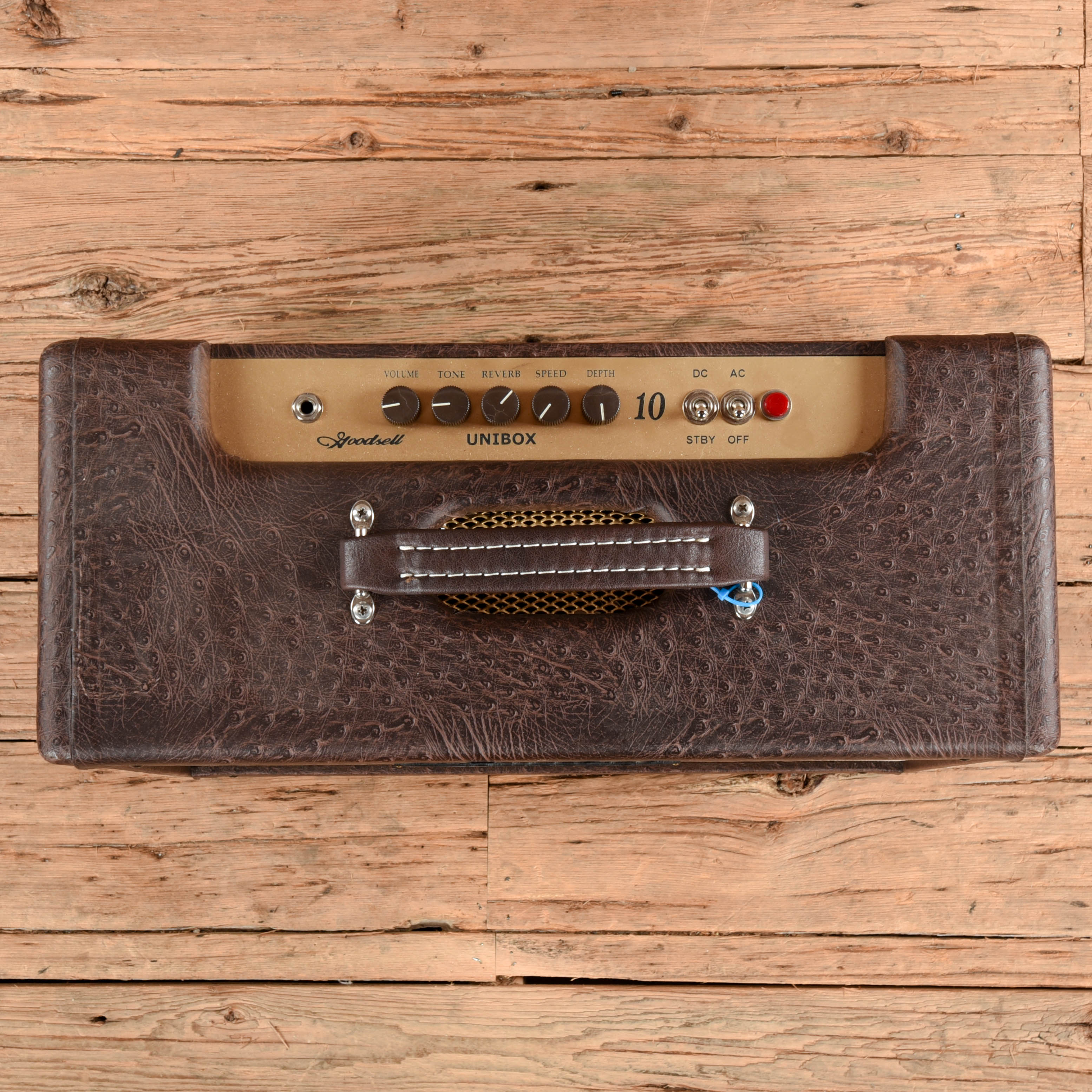 Goodsell Unibox 10 10-Watt 1x12