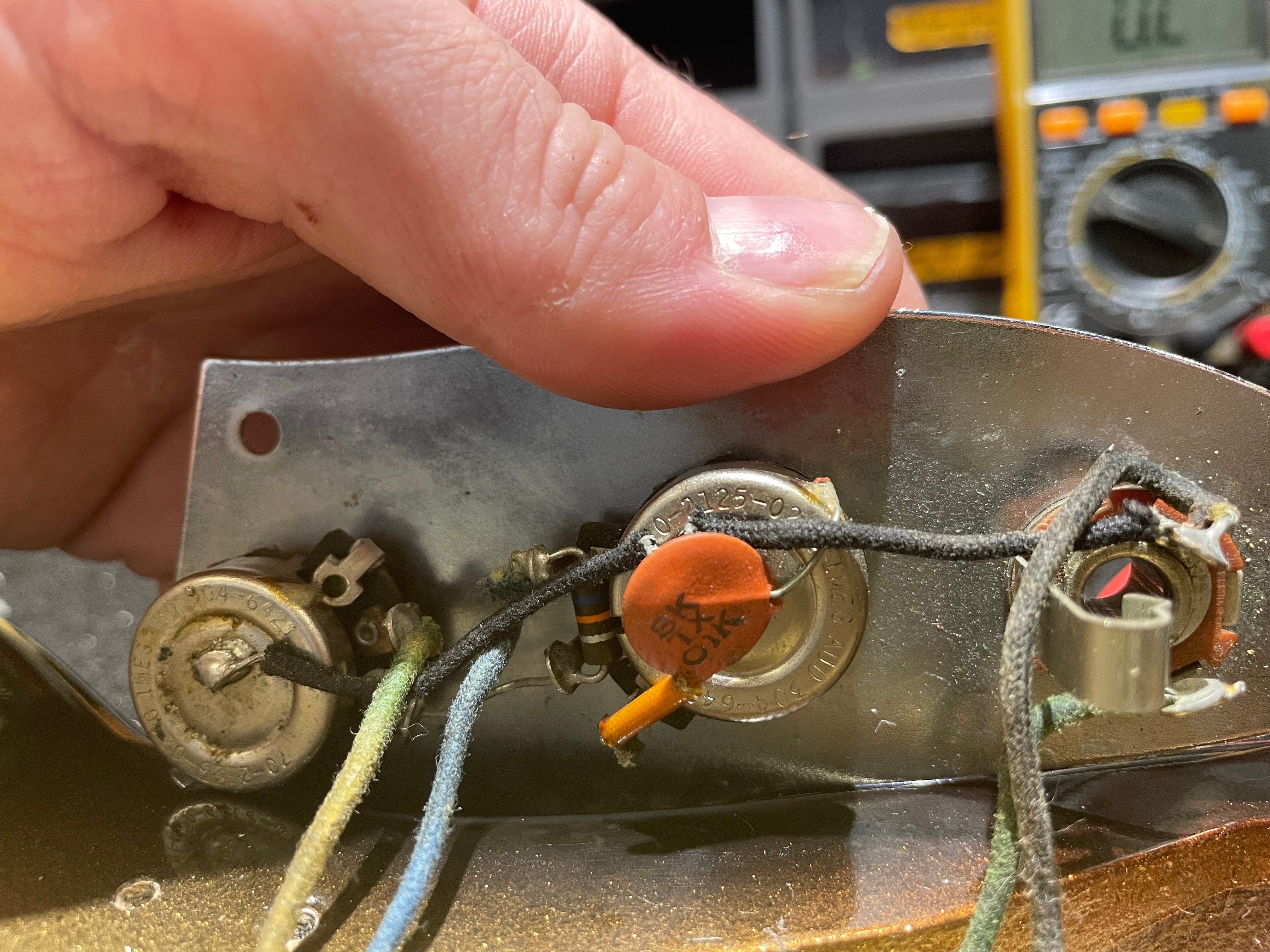 Fender Jaguar Golden Sunburst Metallic Refin 1964