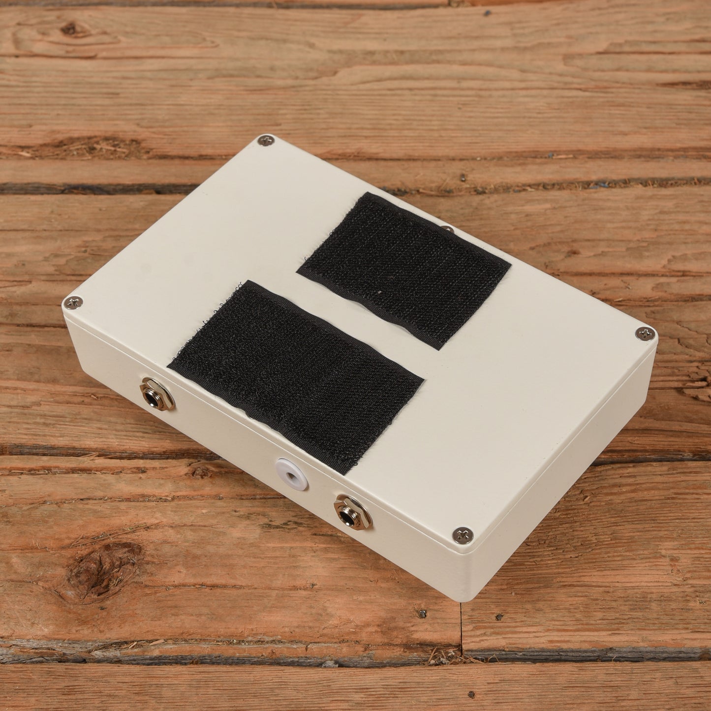 Idiot Box 3D Triple Delay