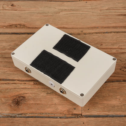 Idiot Box 3D Triple Delay