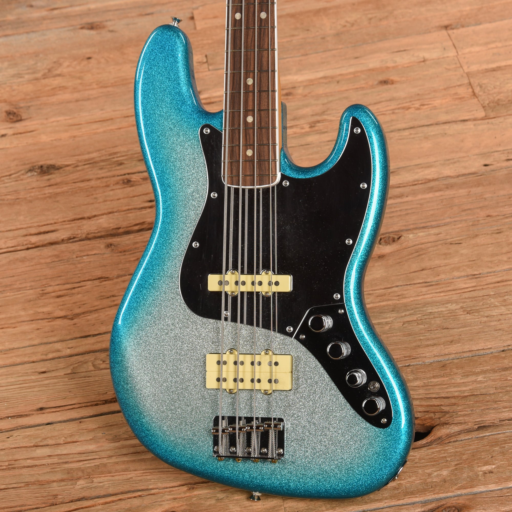 Fender Artist Series Blu DeTiger Player Plus Jazz Bass Sky Burst Sparkle 2024