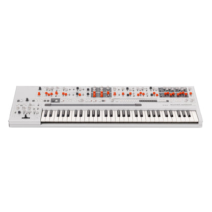 UDO Super Gemini Polyphonic Bi-timbral Analog-Hybrid Synthesizer