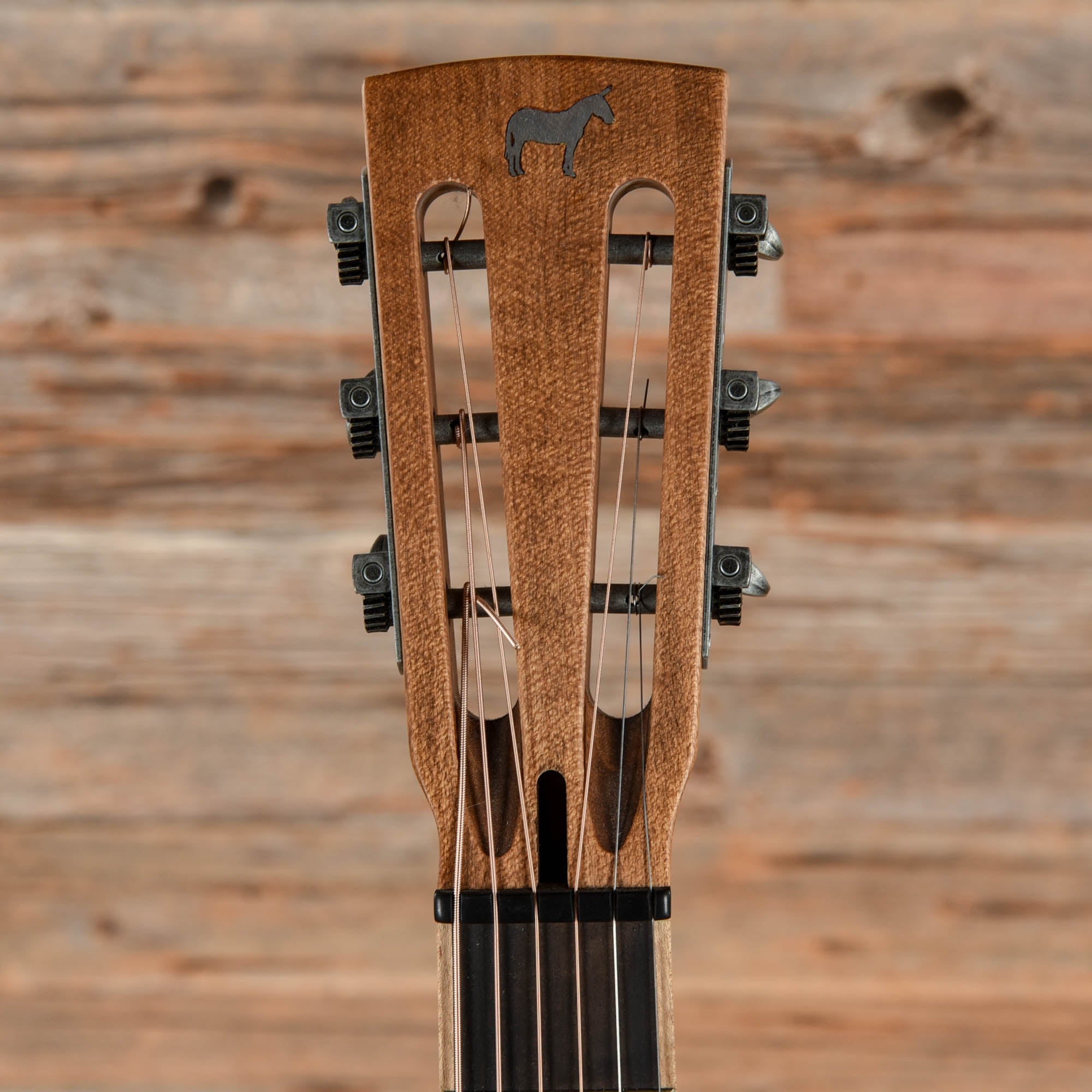 Mule Single Cone Resonator Natural