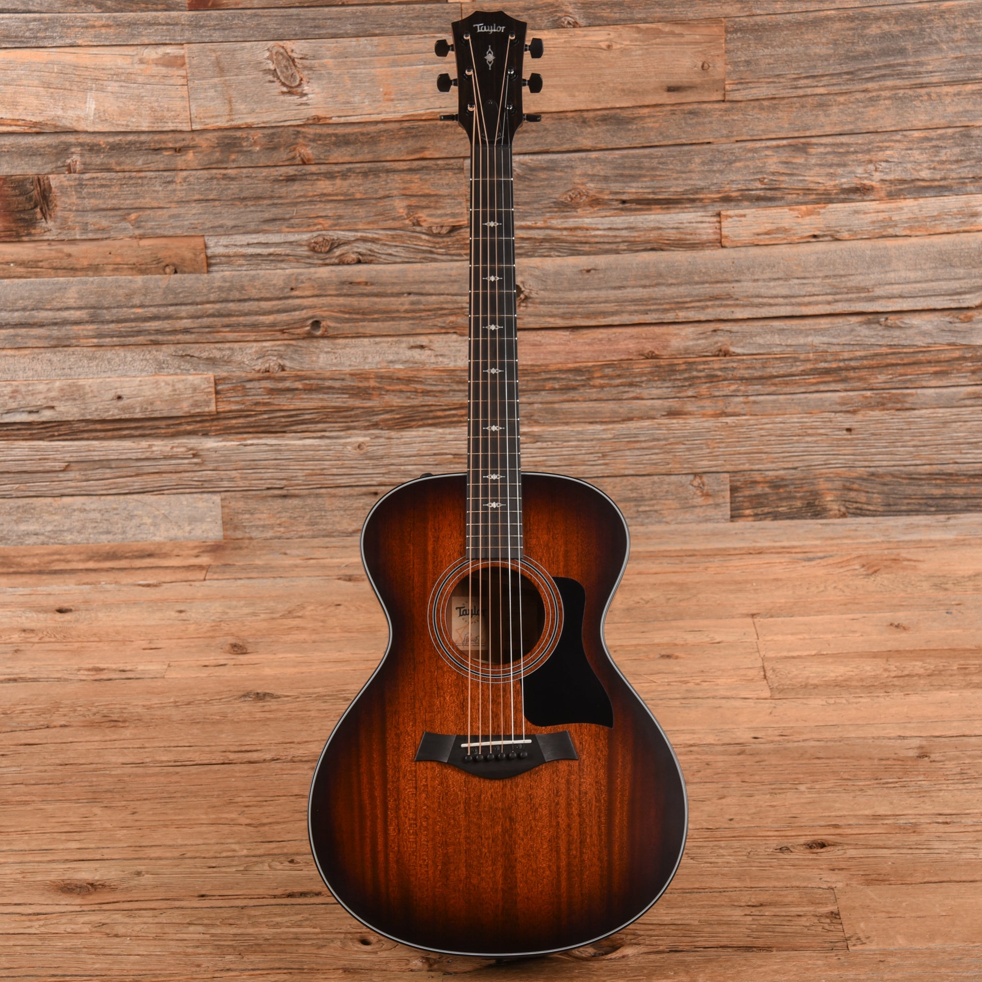 Taylor 322e Shaded Edgeburst 2023