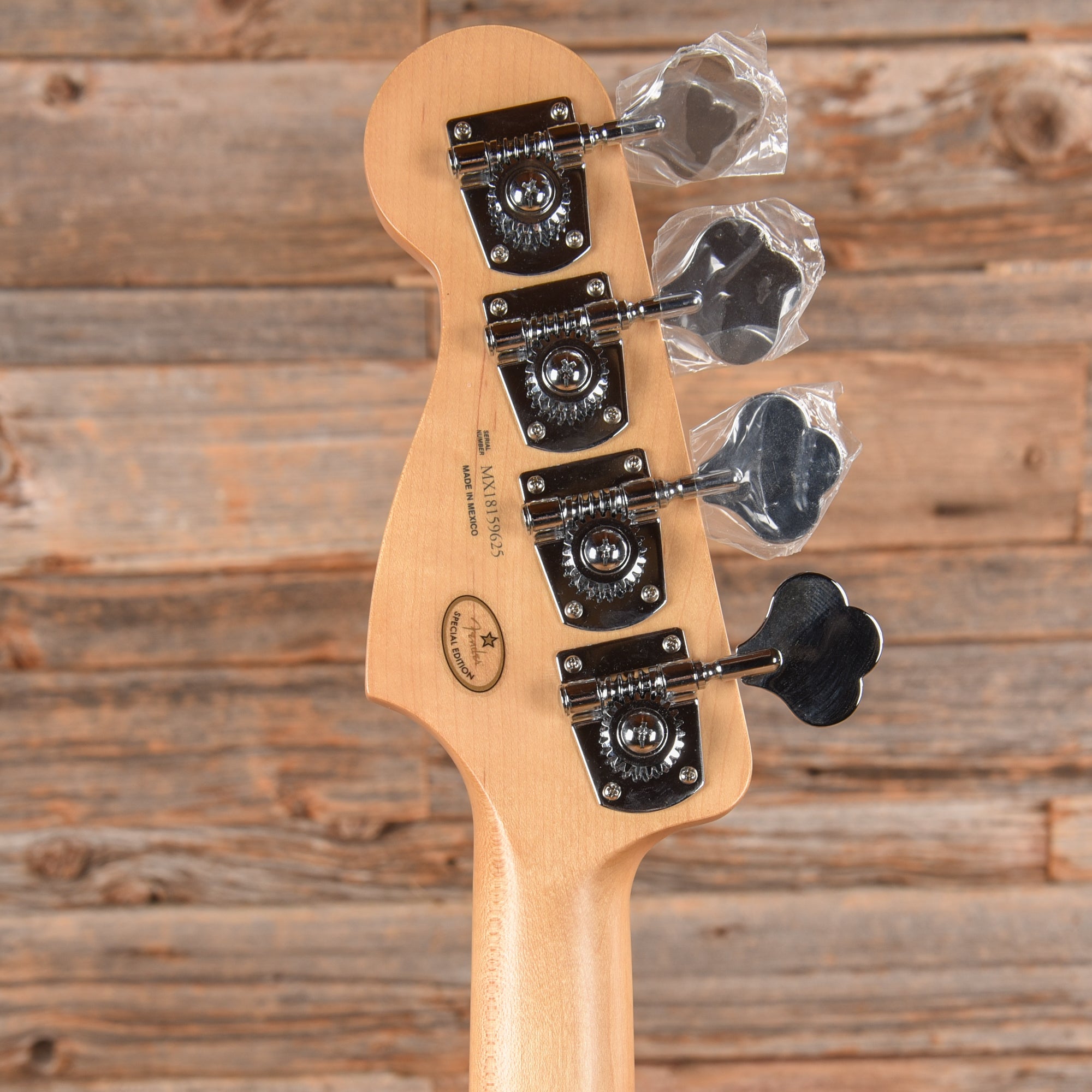 Fender Limited Edition Player Precision Bass Ocean Turquoise 2018