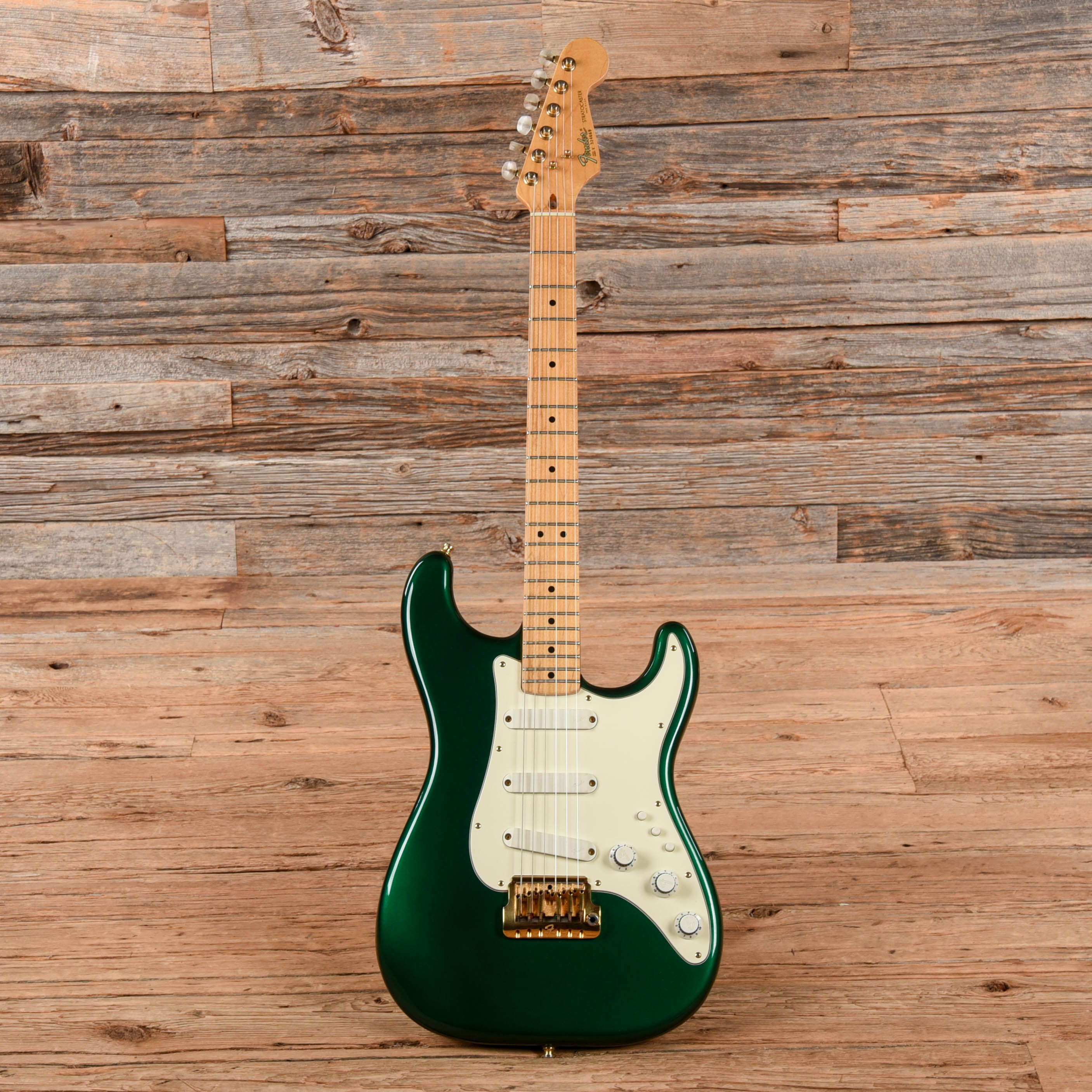 Fender Gold Elite Stratocaster Candy Apple Green 1983