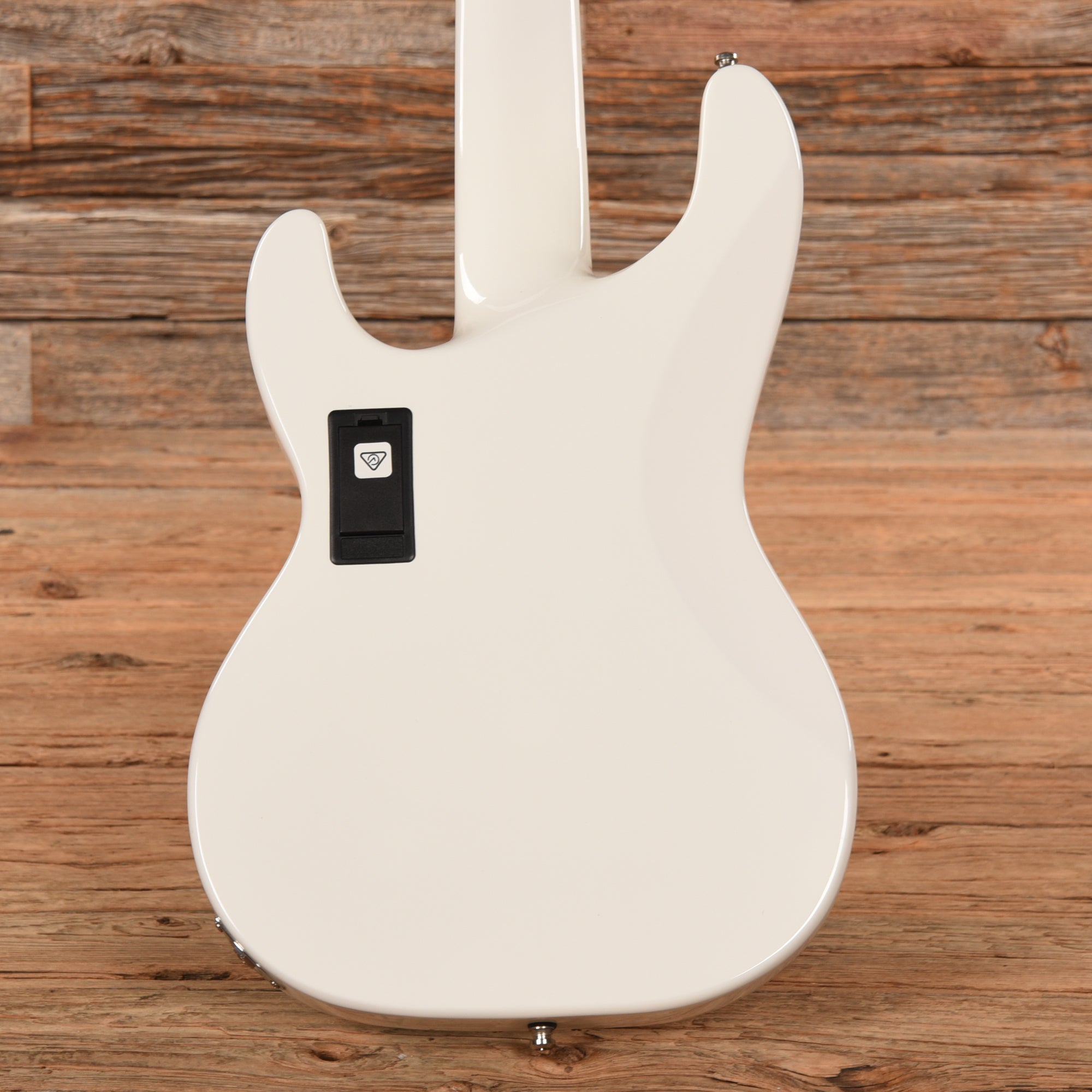 Jackson X Series Concert Bass CBXNT DX V White 2022