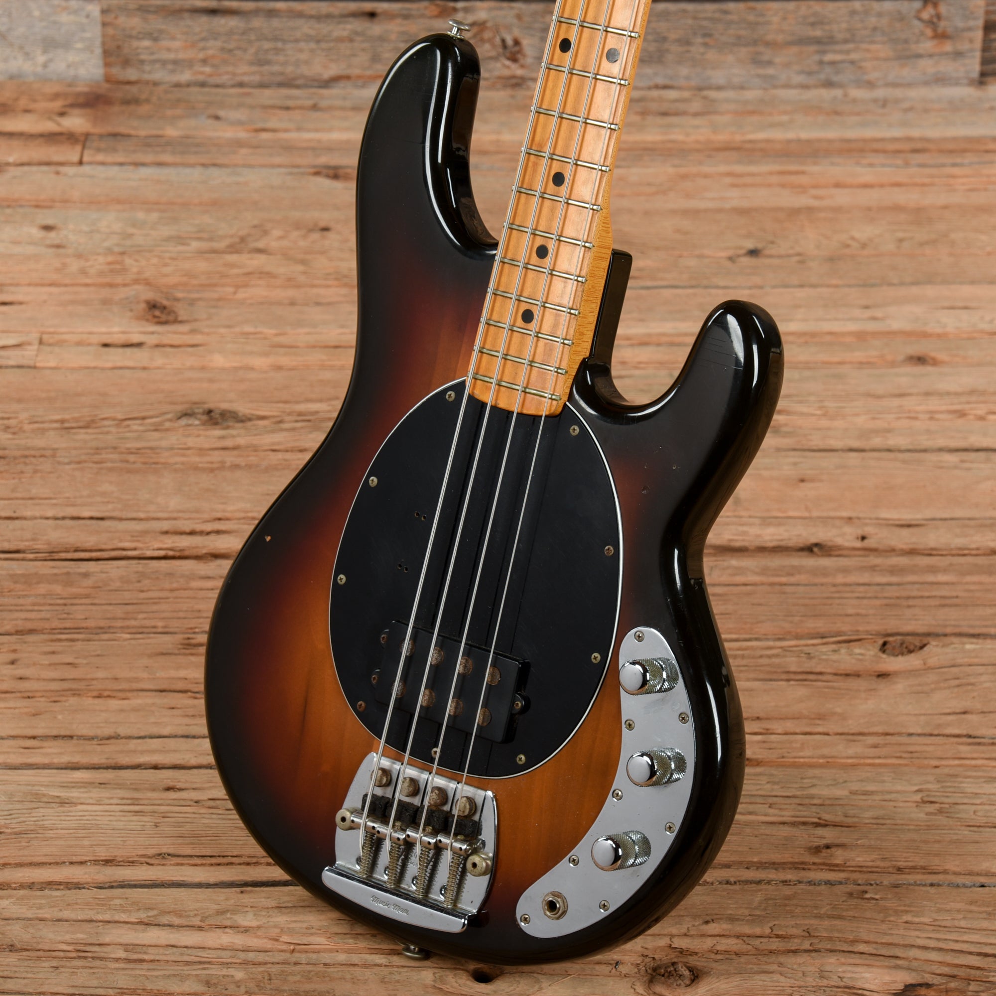 Music Man StingRay Sunburst 1980