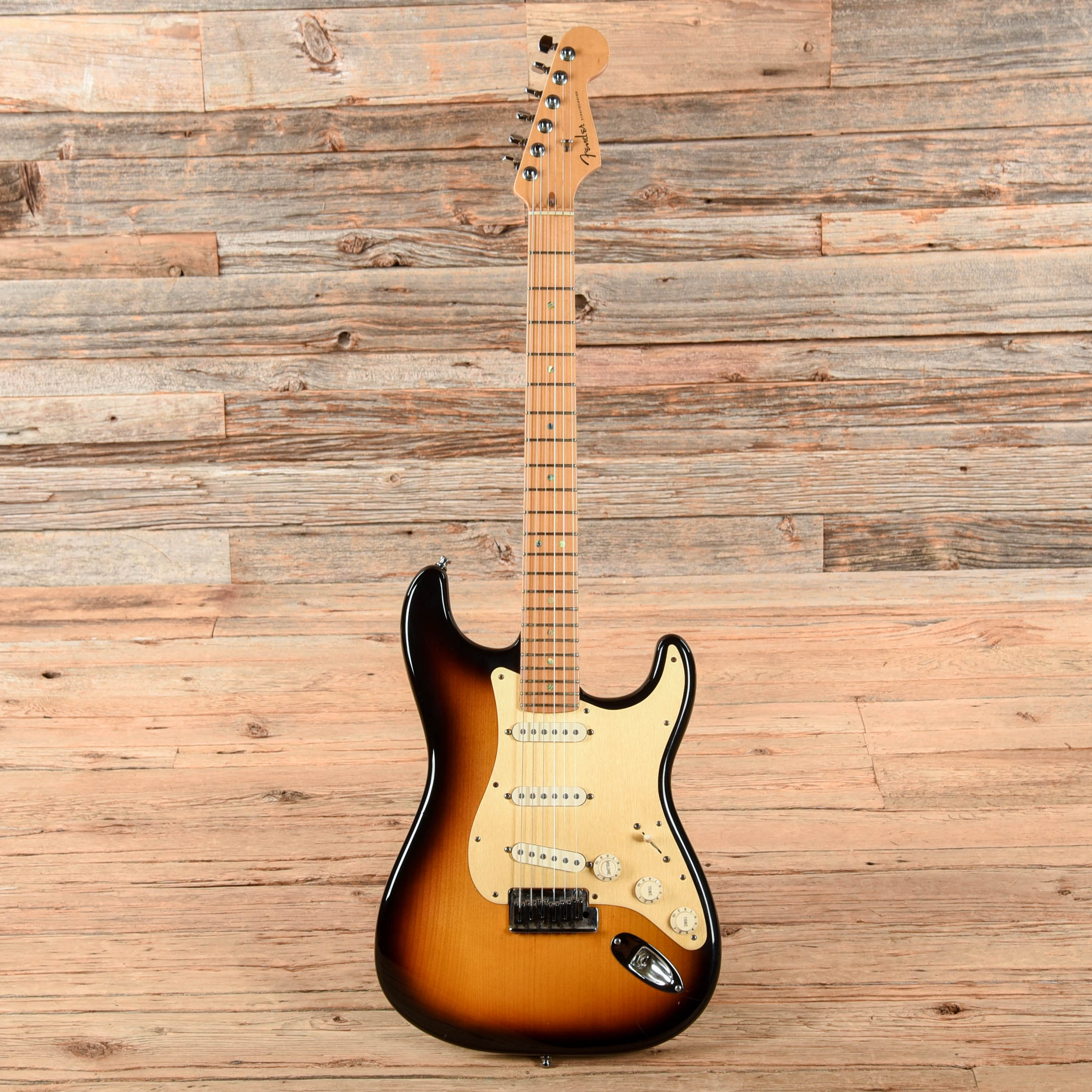 Fender American Deluxe Stratocaster Sunburst 2005