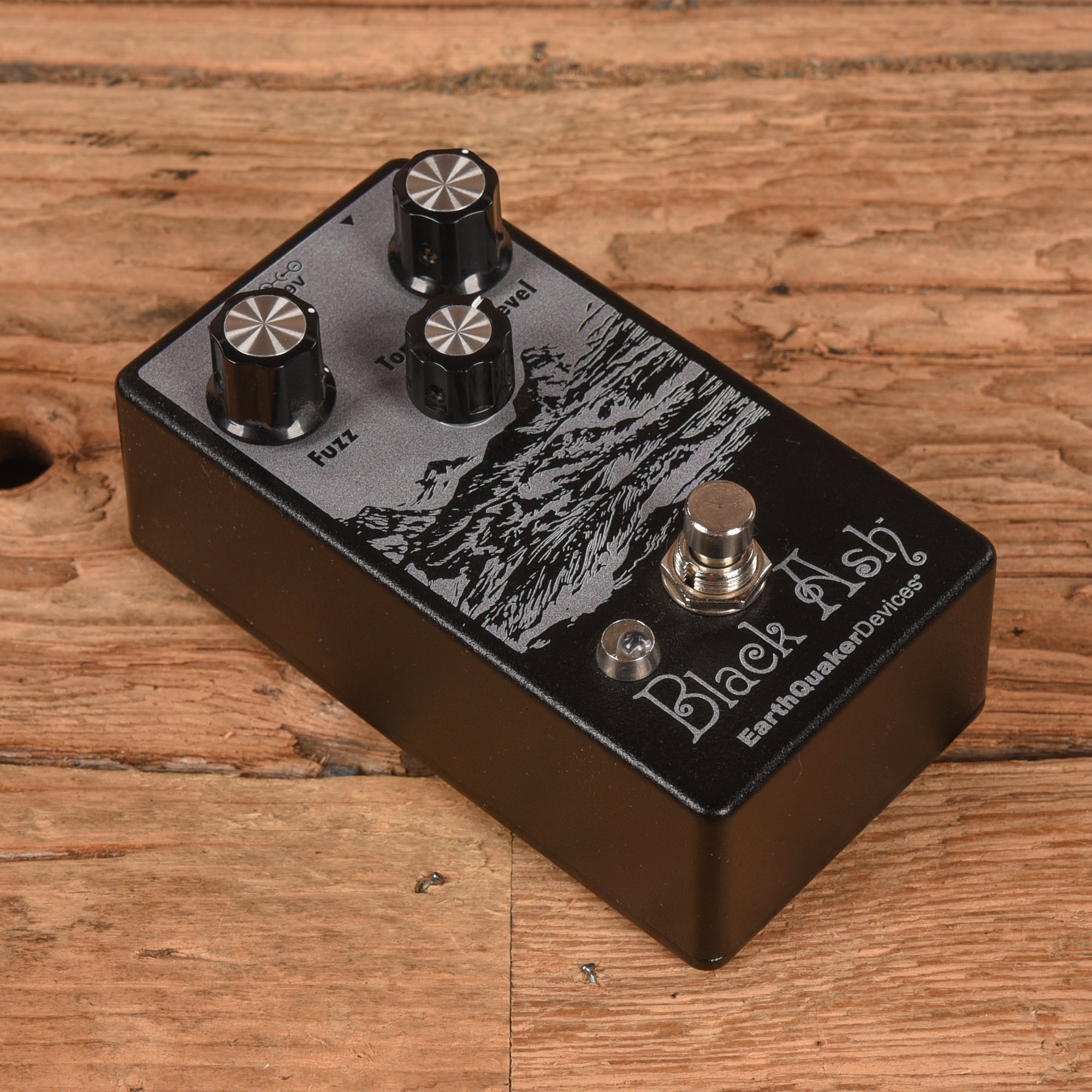 Earthquaker Devices Black Ash Endangered Fuzz – Chicago