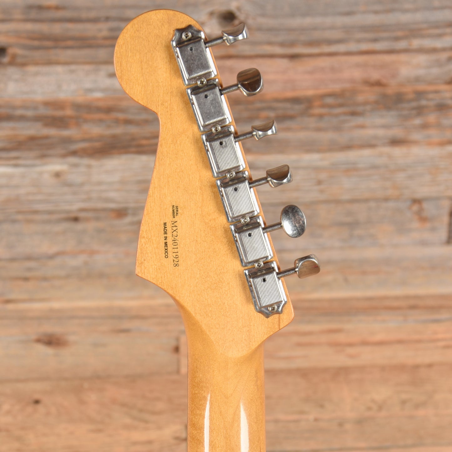 Fender FSR Andertons Exclusive 60th Anniversary Roadworn Stratocaster Fiesta Red 2024