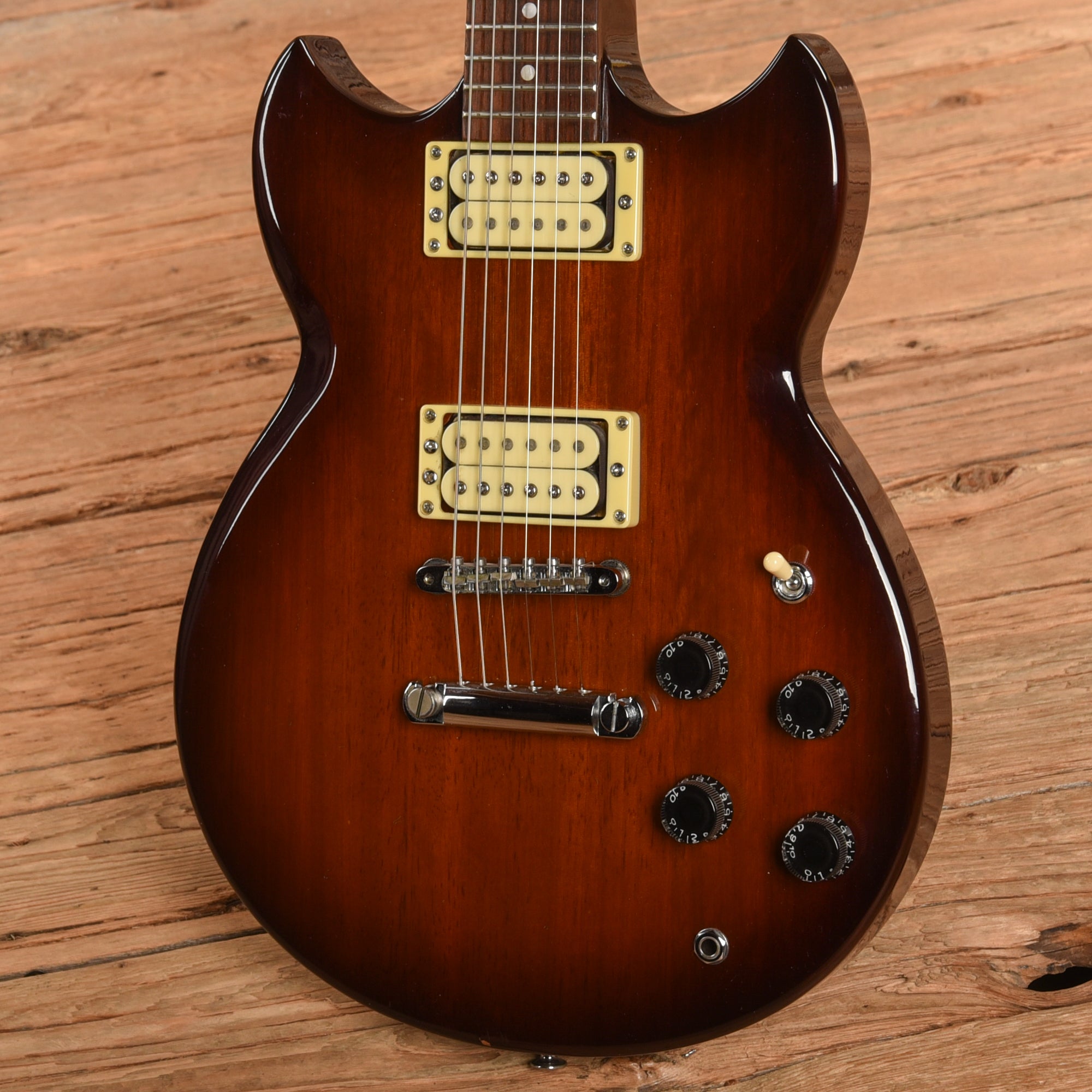 Yamaha SGB200 Sunburst 1985