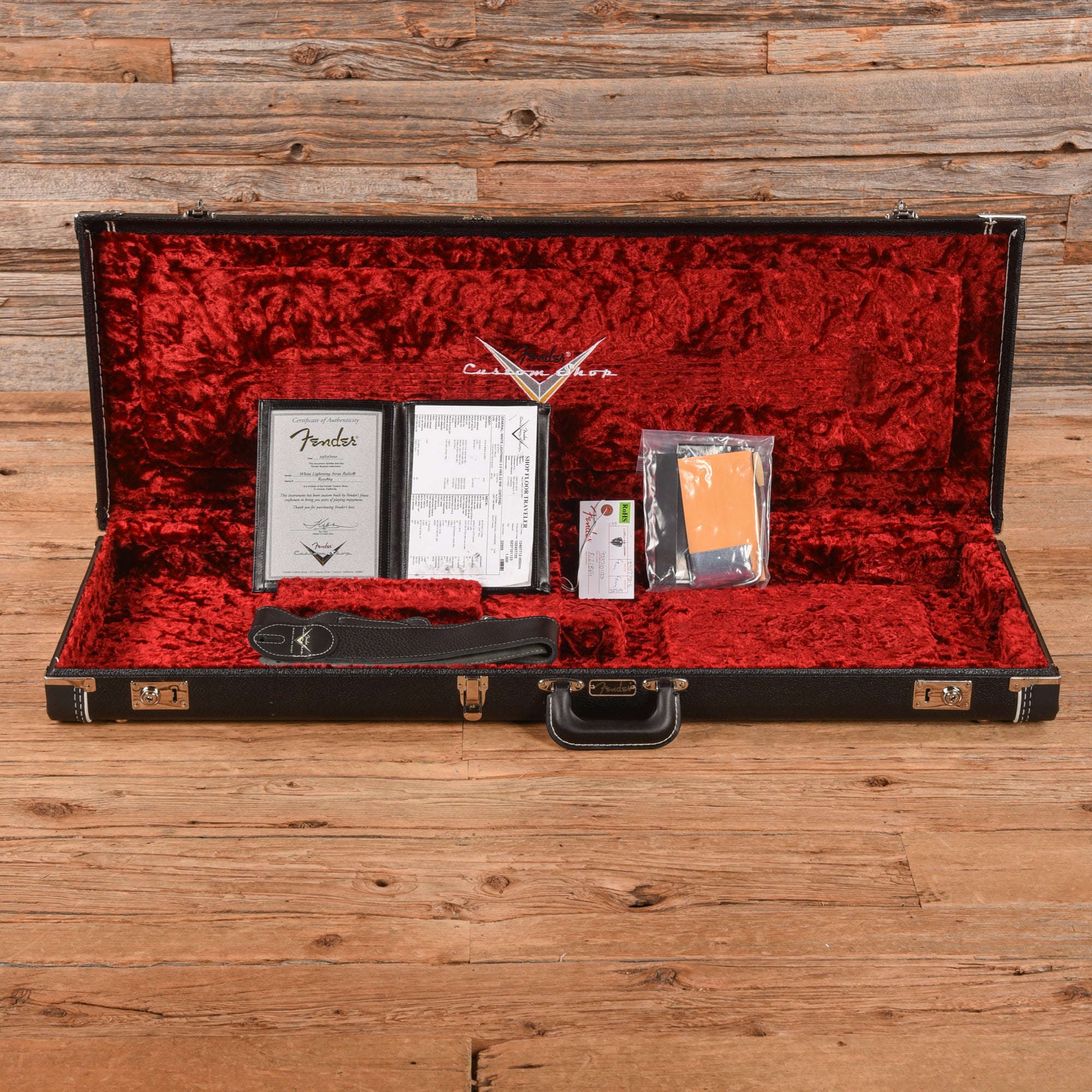 Fender Custom Shop White Lightning 2.0 Stratocaster Heavy Relic Aged Olympic White Over Fiesta Red 2022