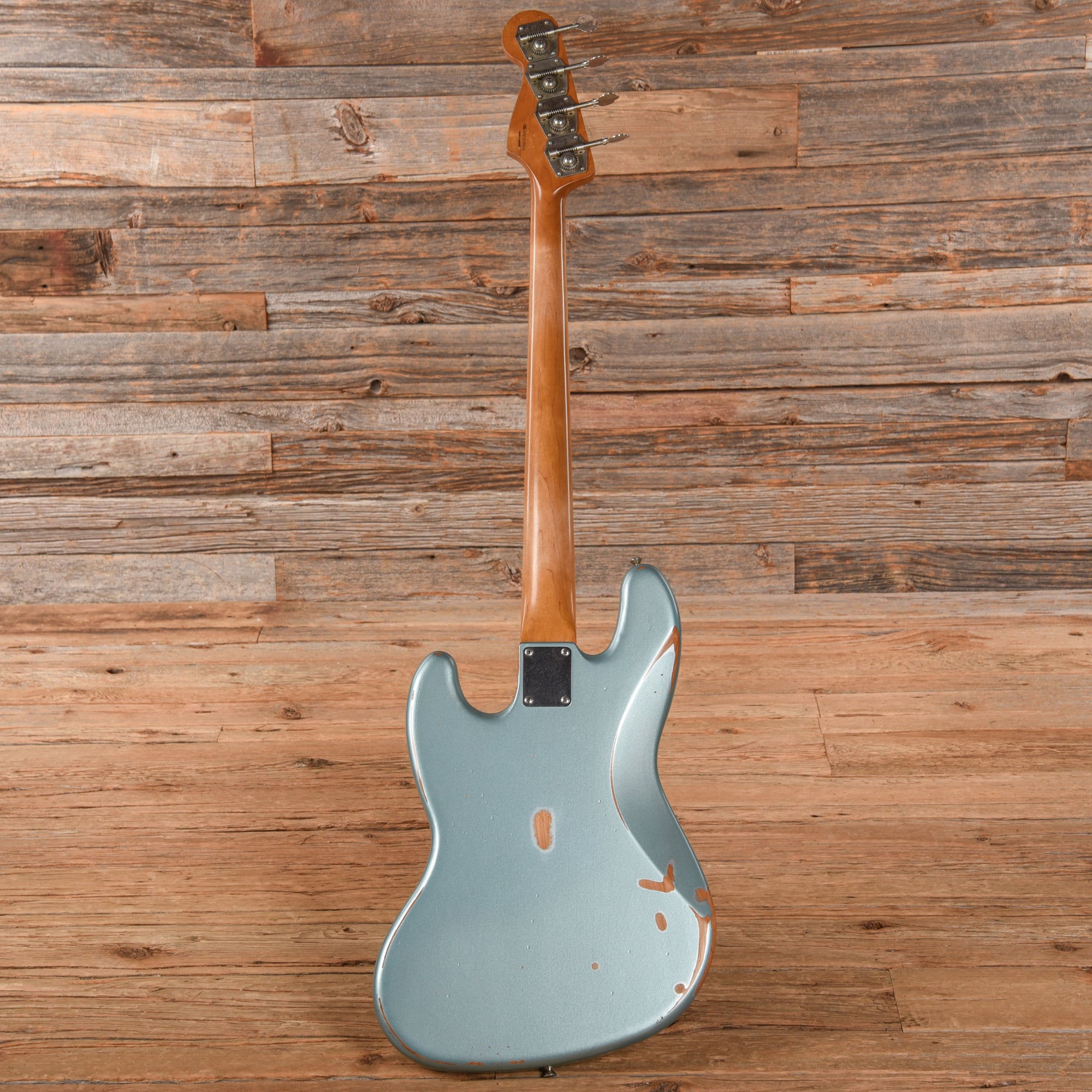 Fender 60th Anniversary Road Worn 60s Jazz Bass Firemist Silver 2019