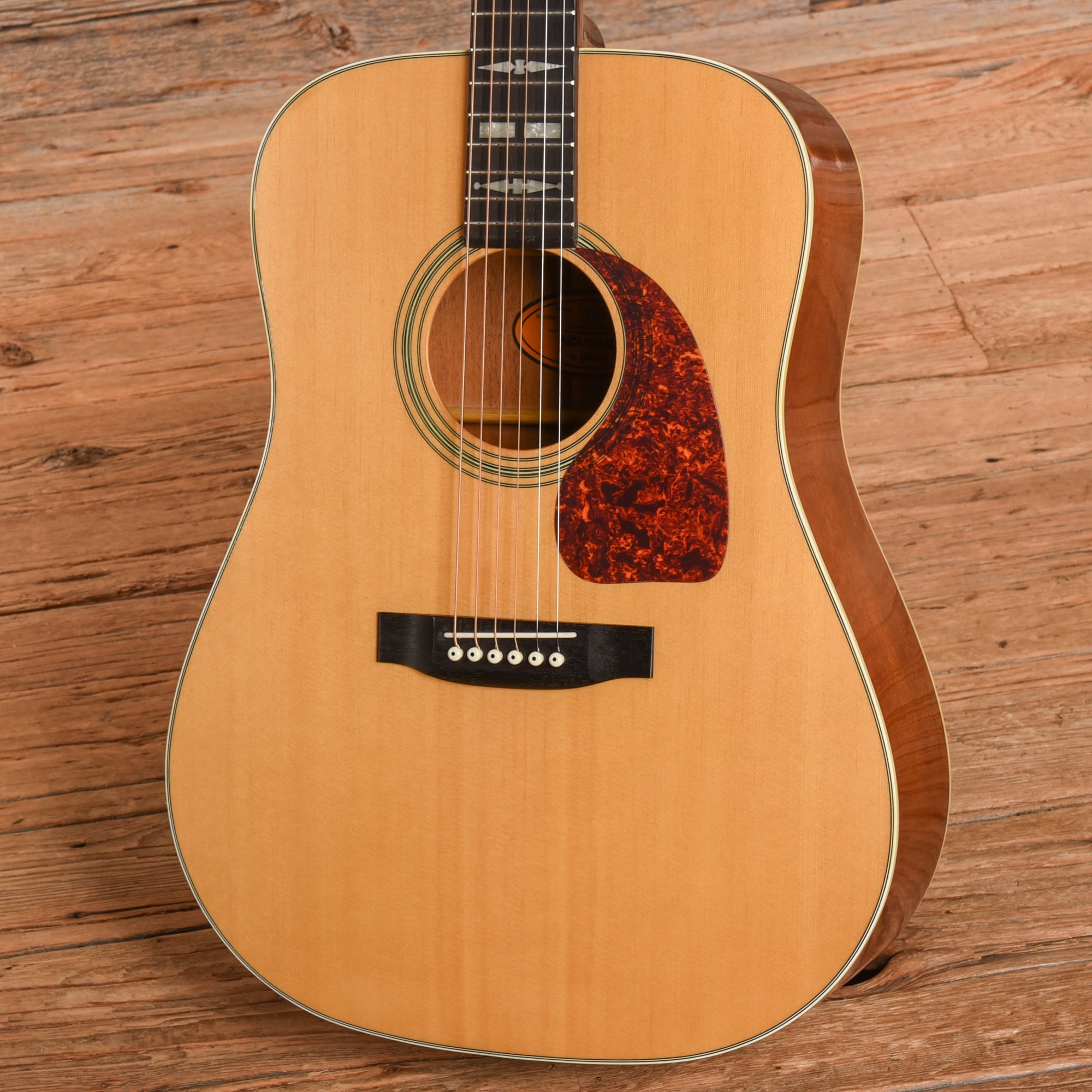 Nouveau by Gibson NV-6 Natural