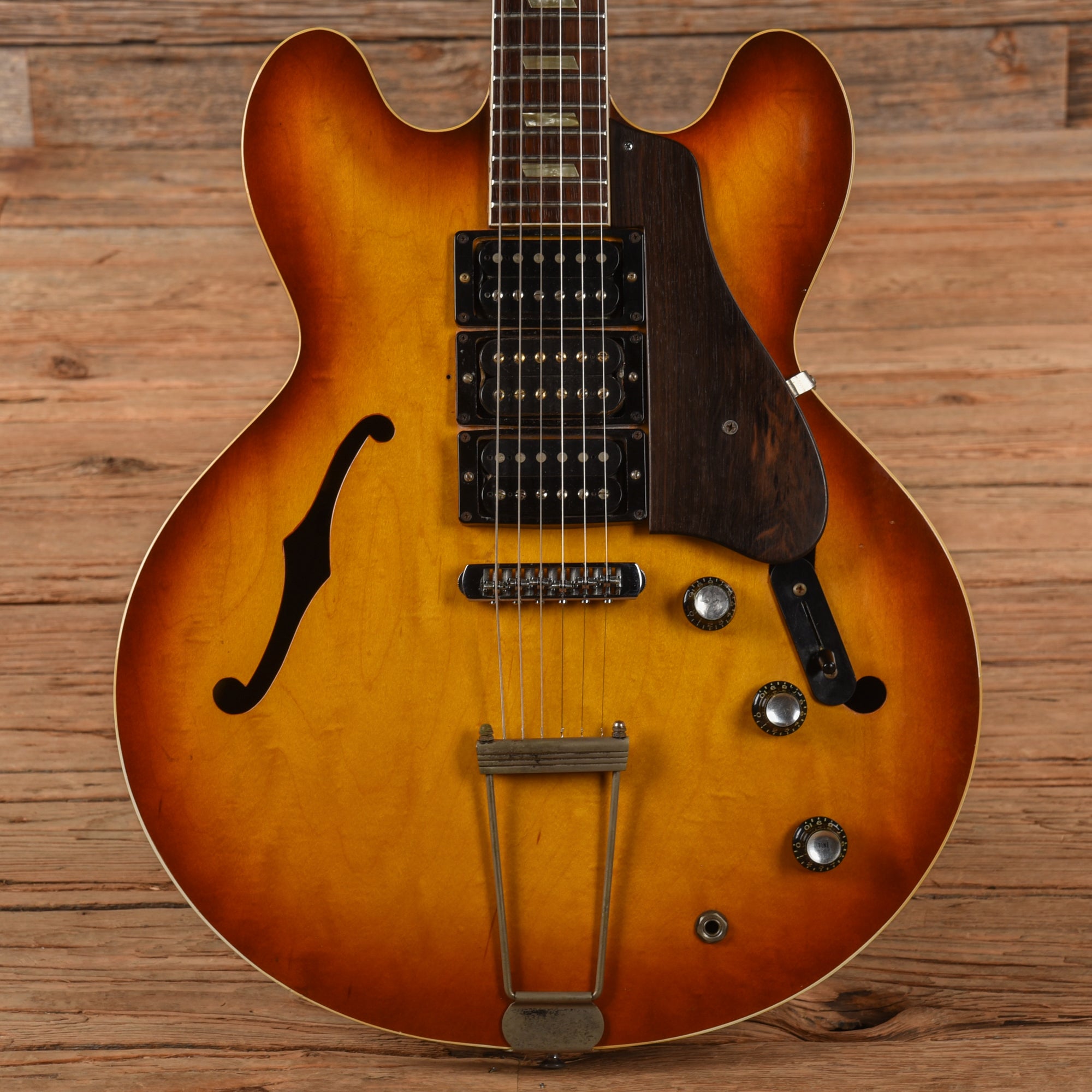 Epiphone Casino (Modified 3 Humbuckers) Sunburst 1960s
