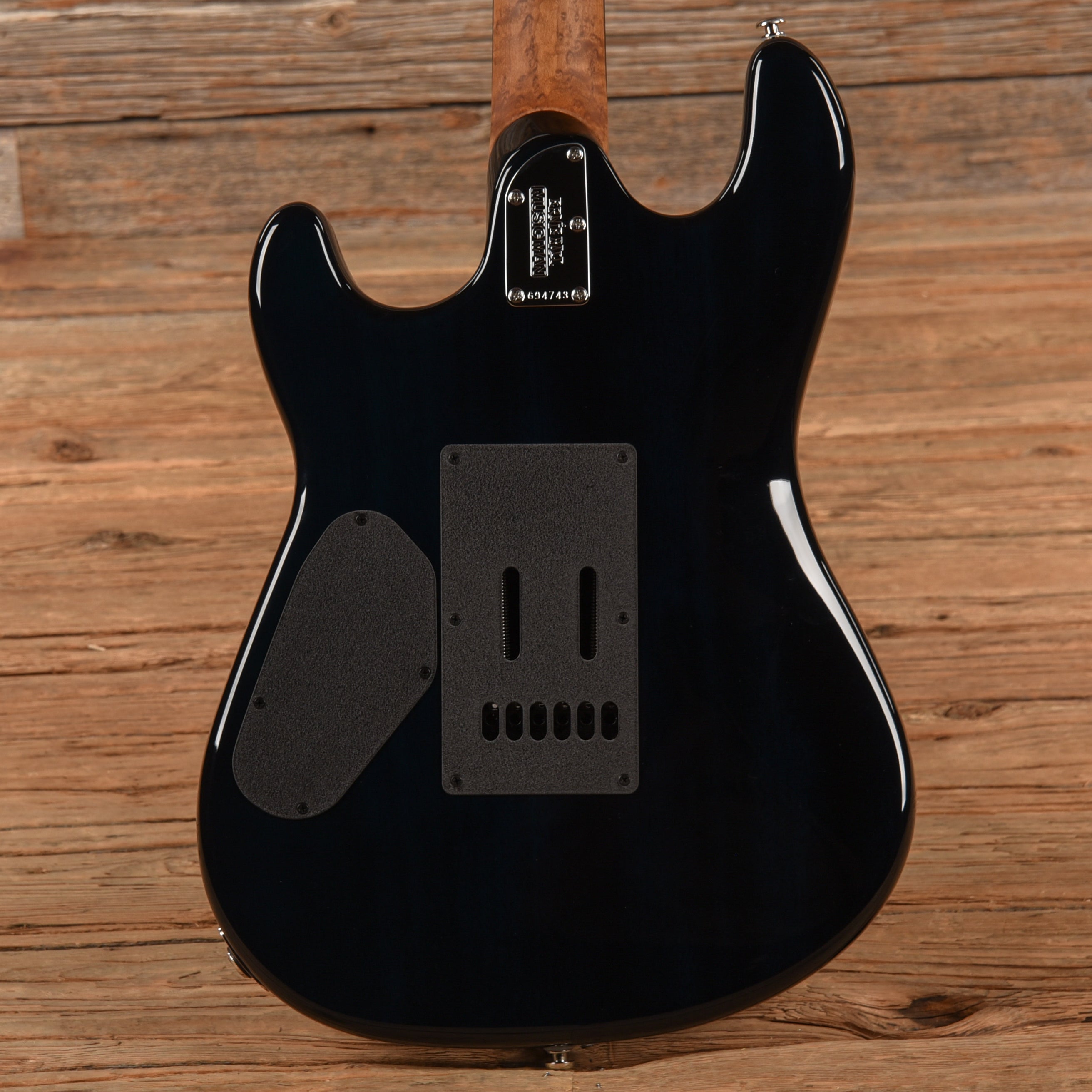 Music Man Sabre HH Deep Blue Burst 2020