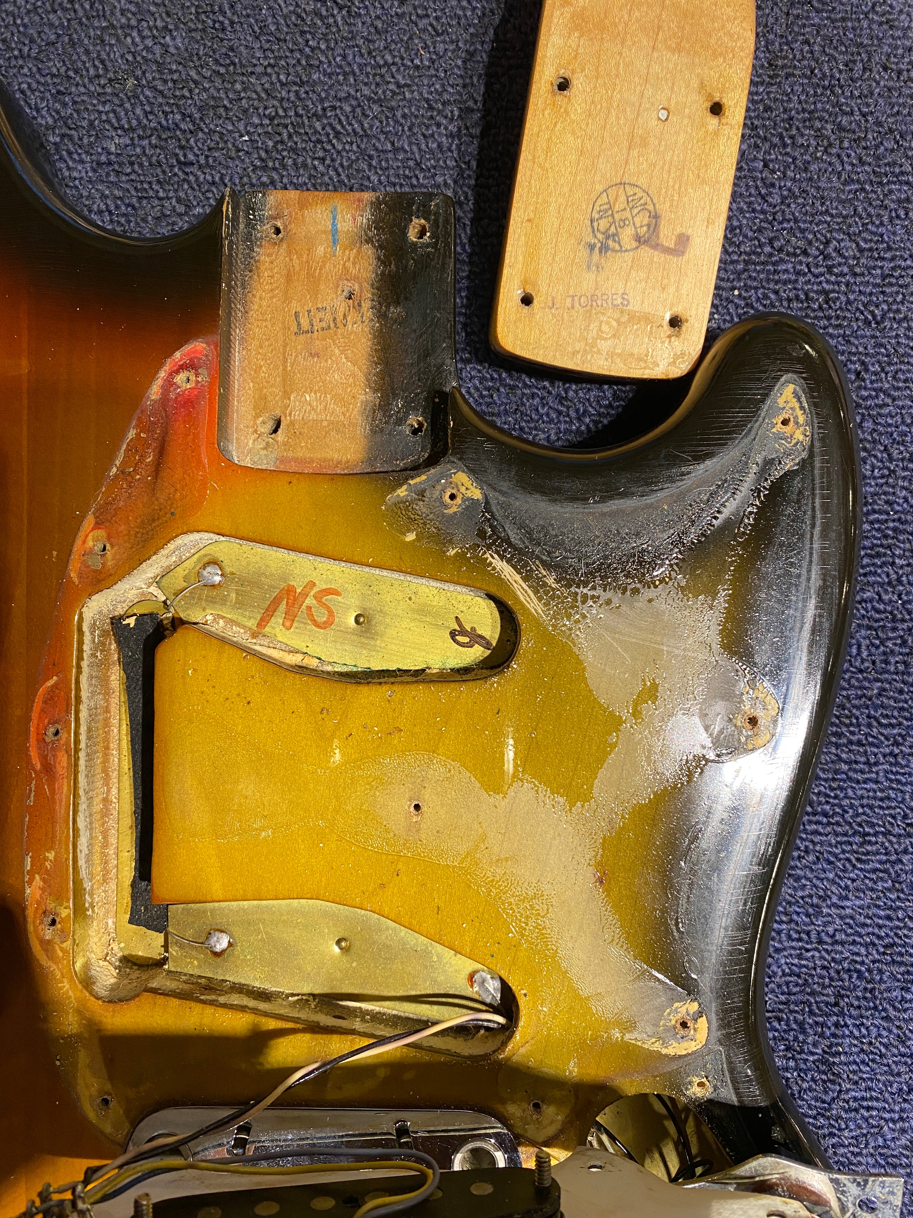 Fender Mustang Sunburst 1977