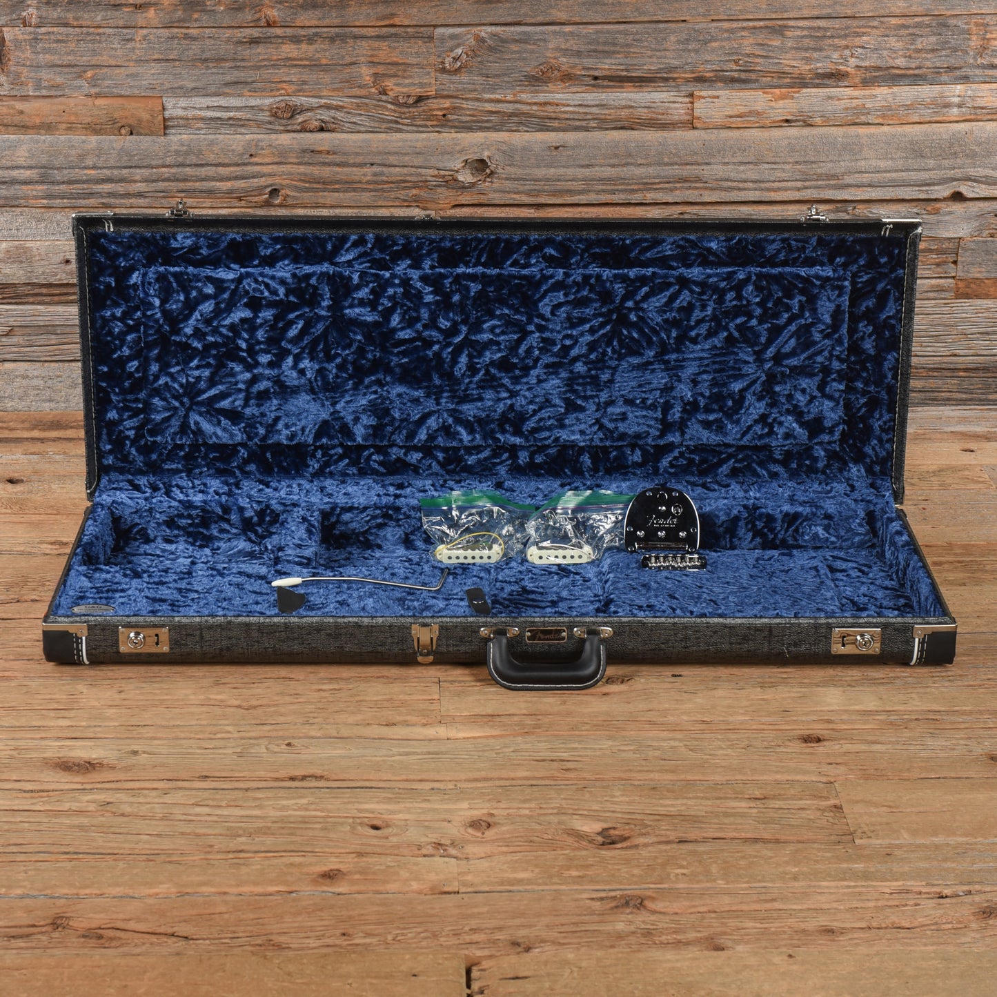 Fender MIJ Hybrid Jaguar Sherwood Green 2018