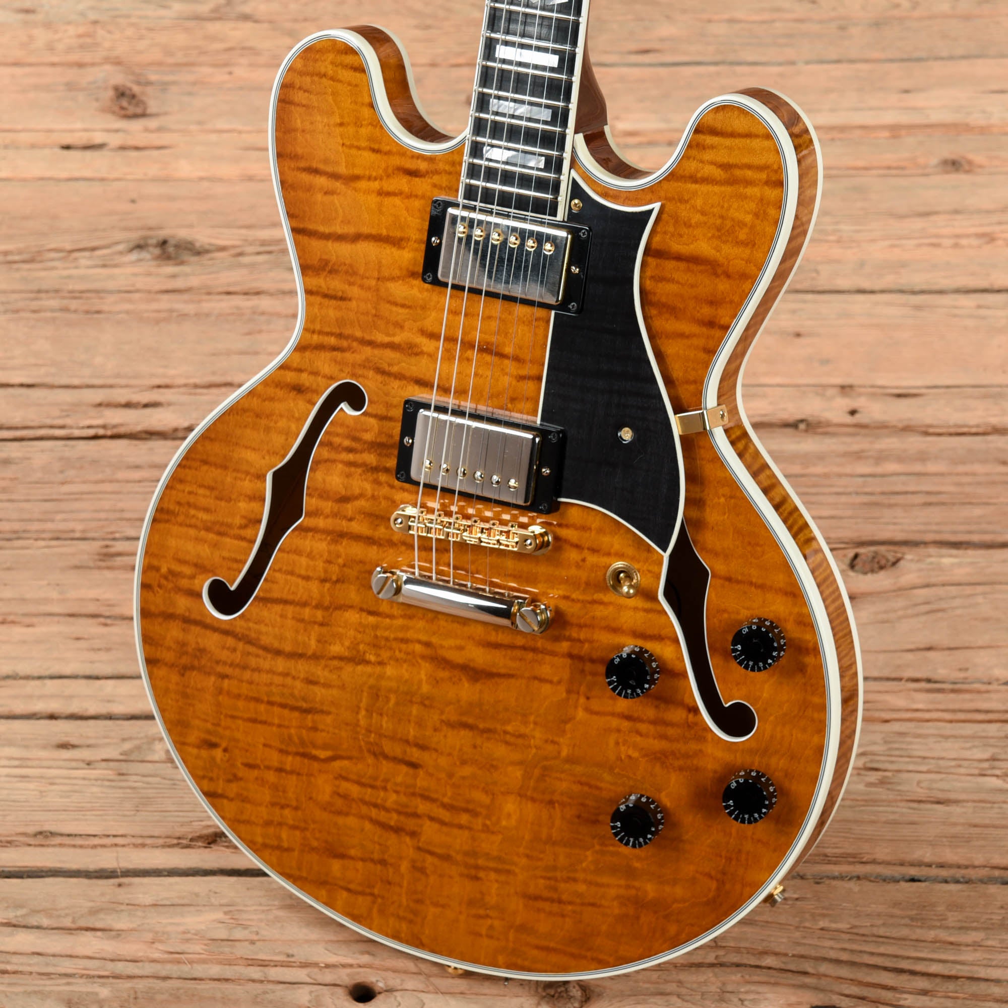 Heritage H-555 Amber 2014