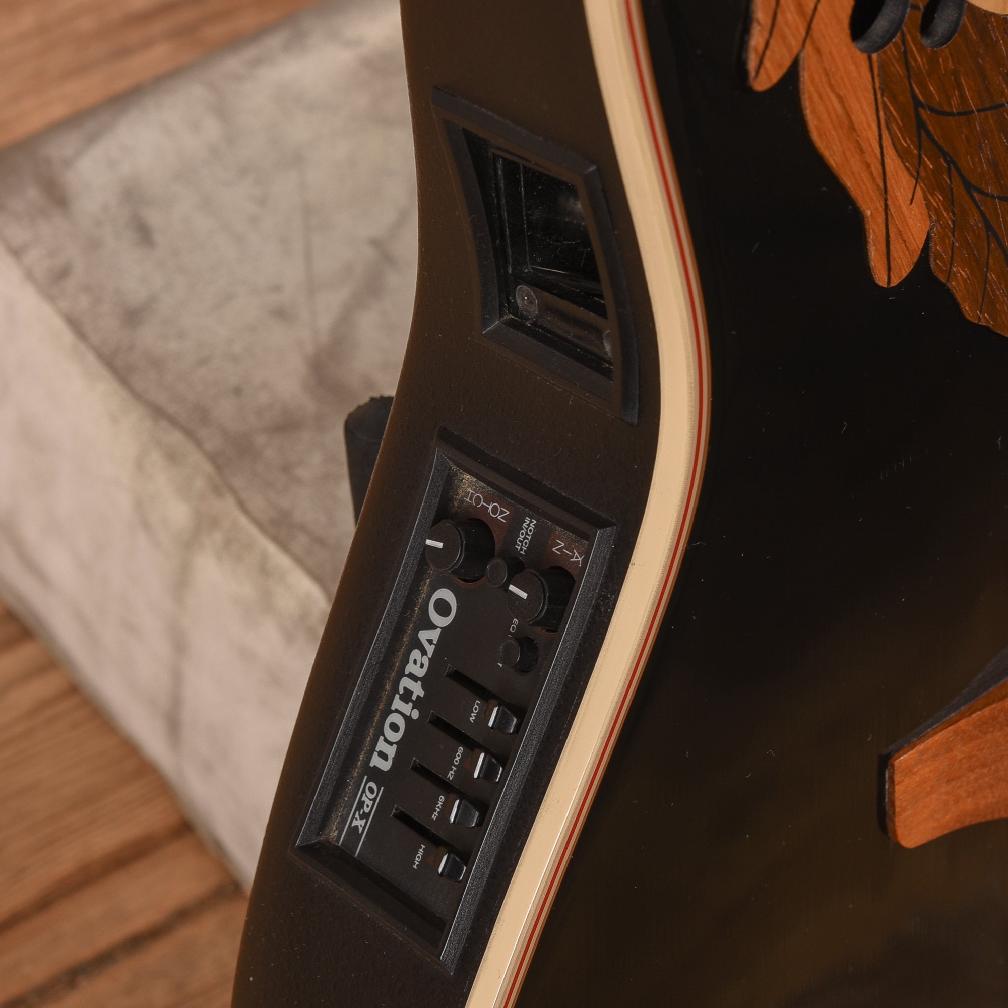 Ovation 1868 Elite Black