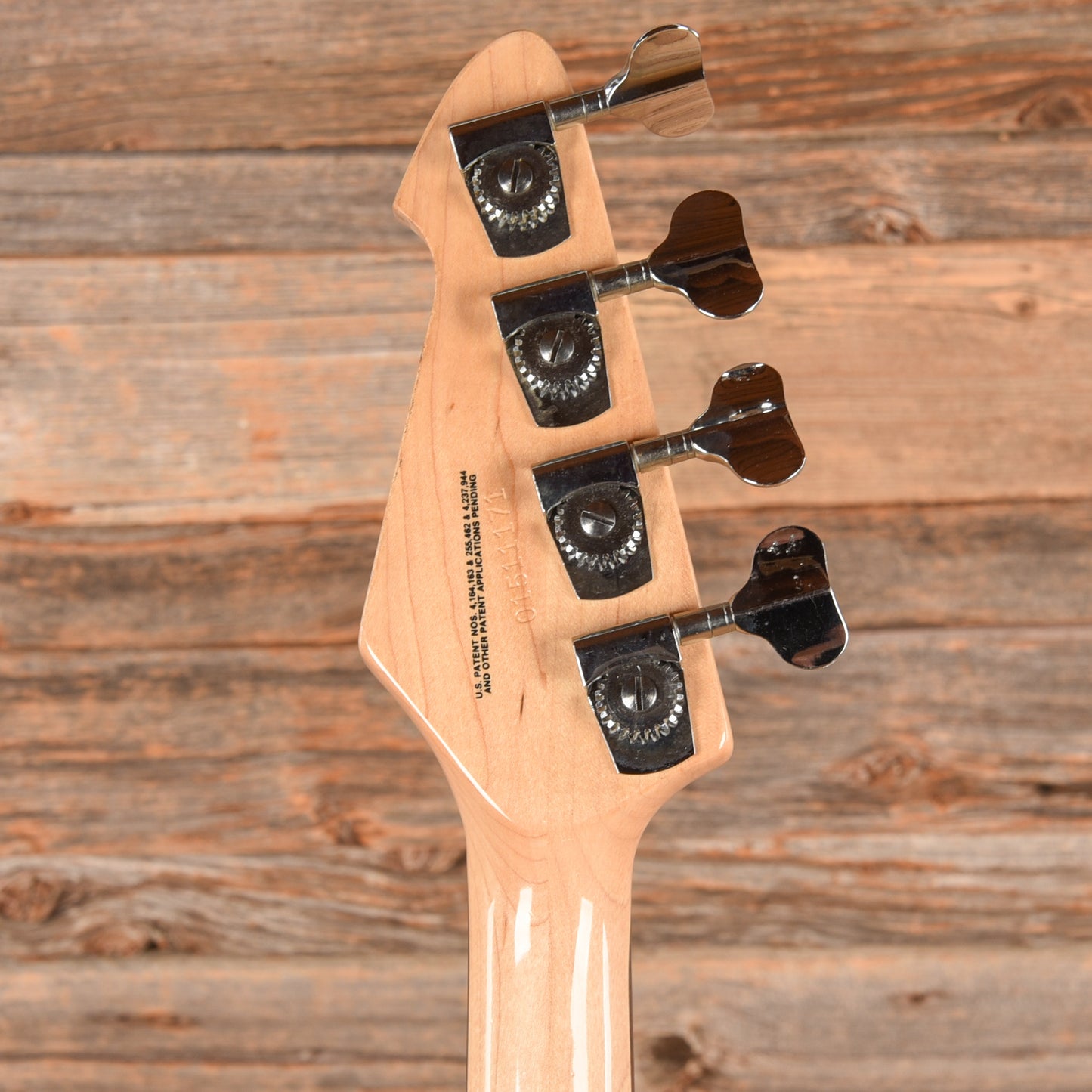 Peavey T-40 Bass Guitar Sunburst 1983