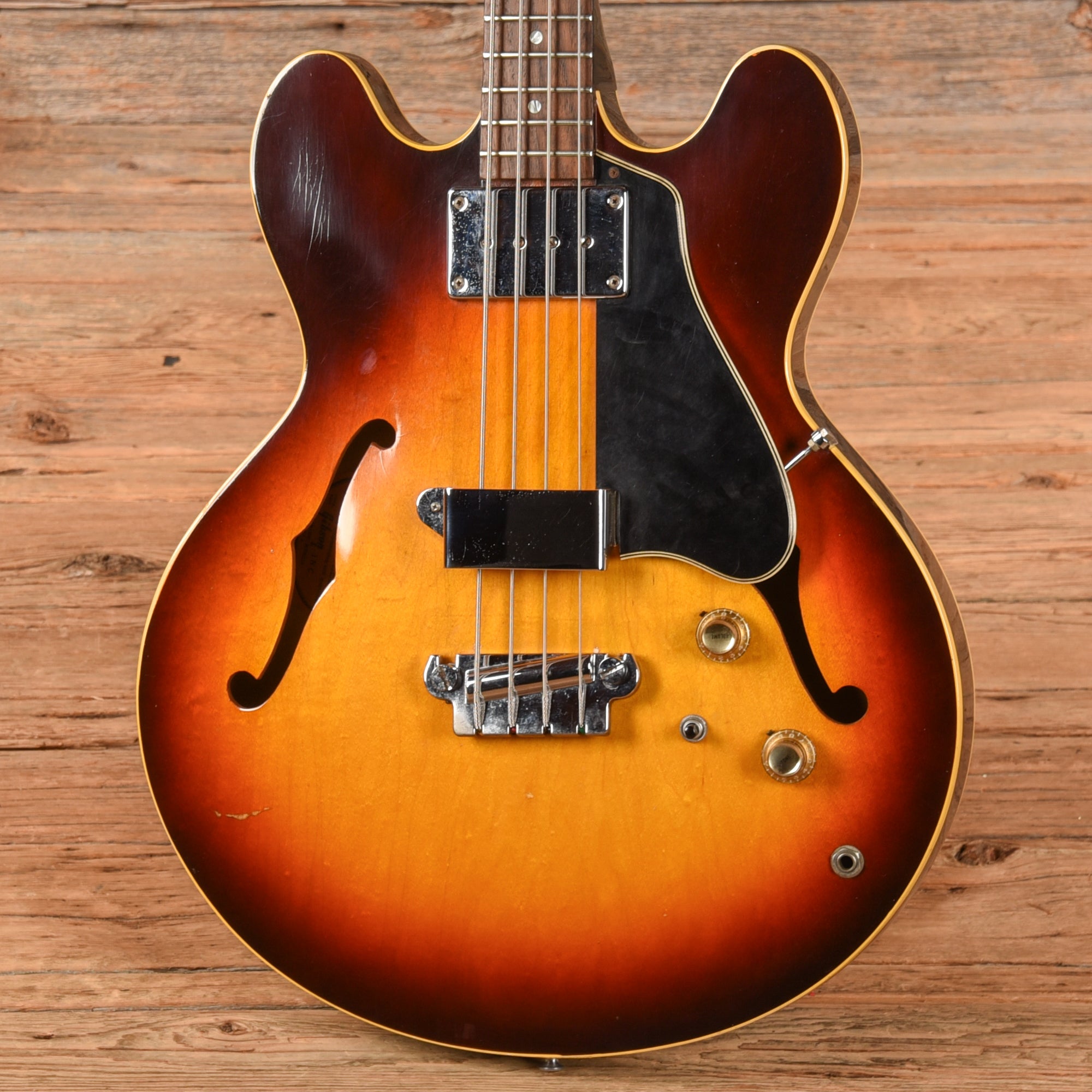 Gibson EB-2 Sunburst 1967